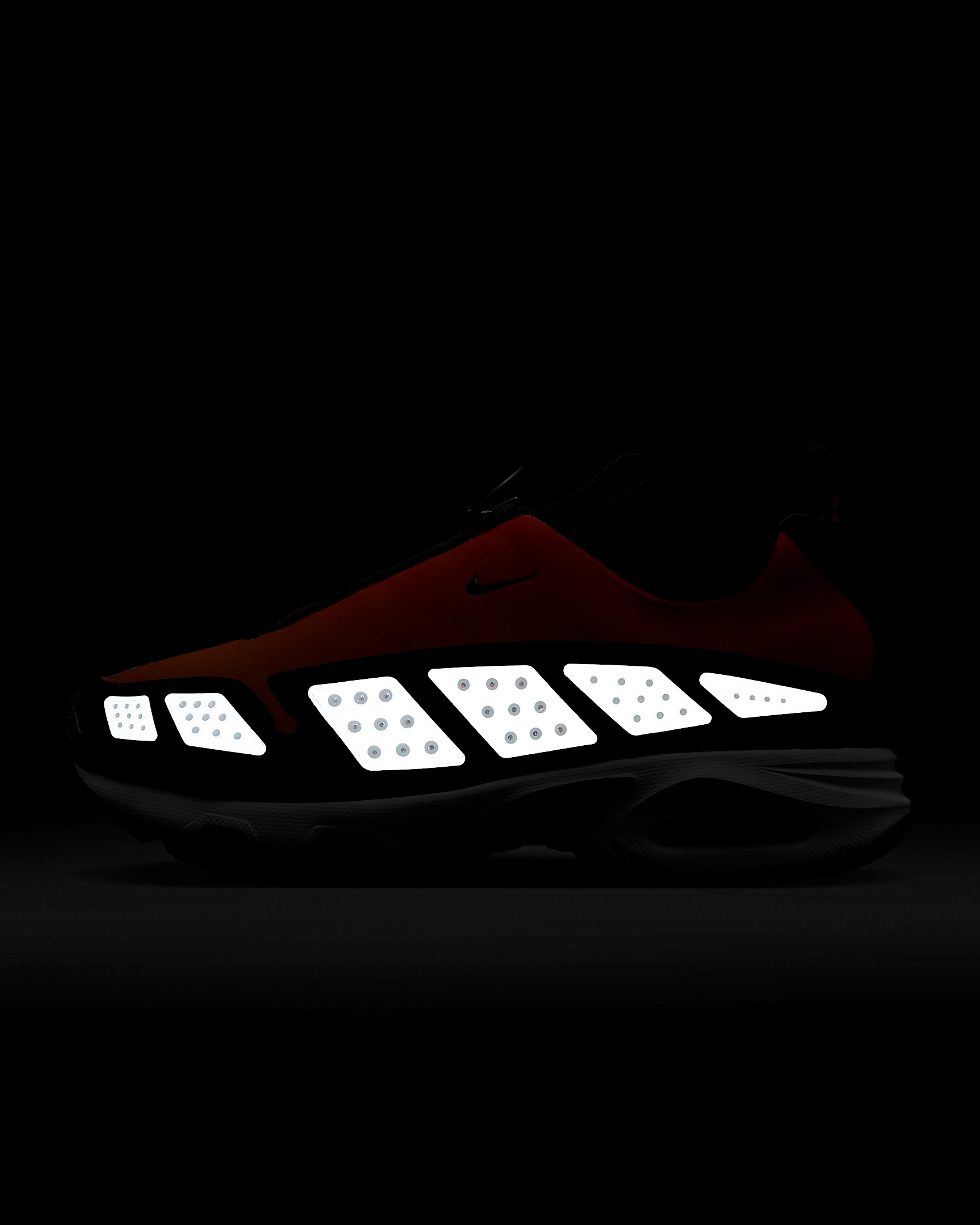 Nike Air Max SNDR Women's Shoes - 11