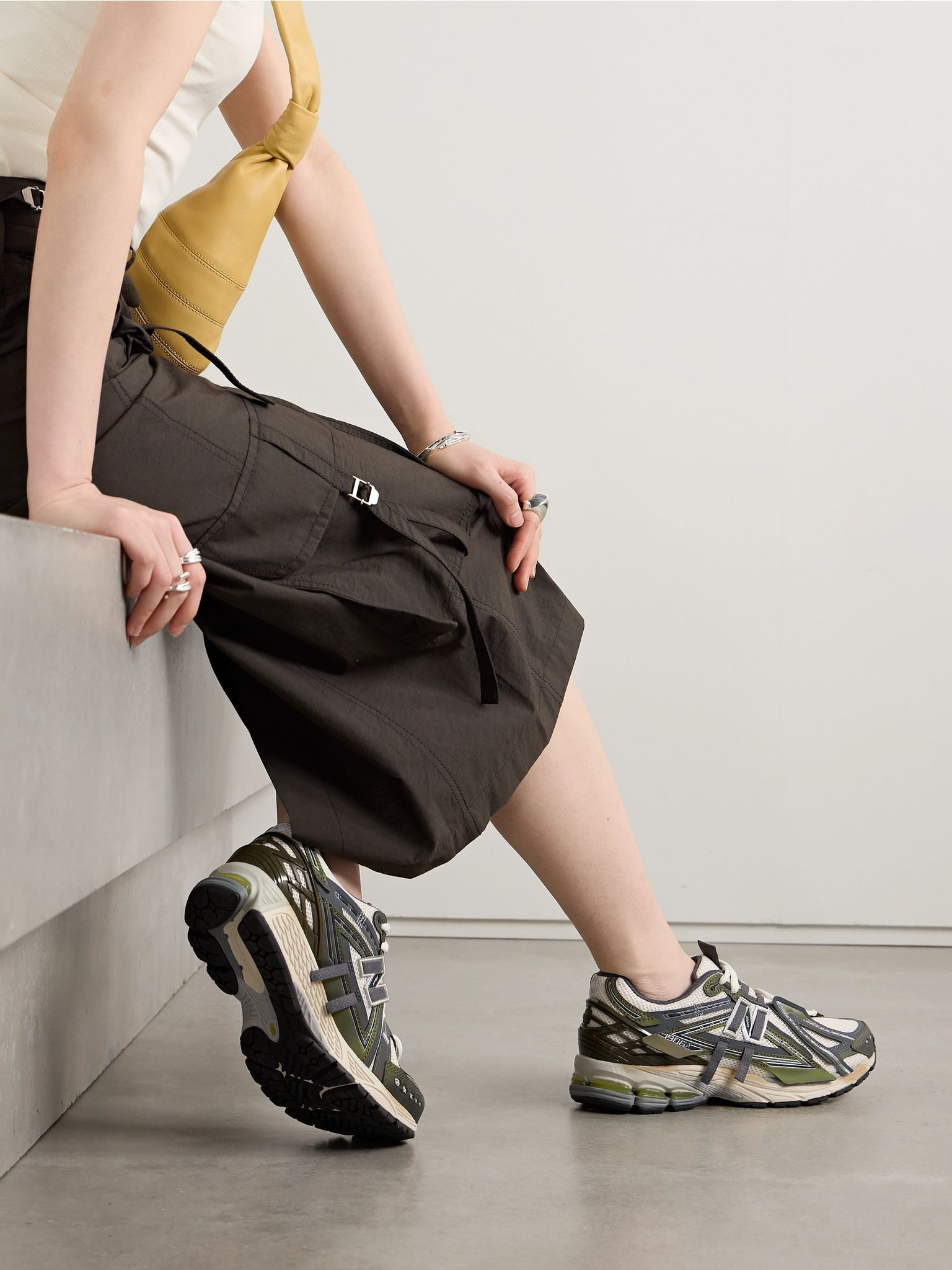 1906A rubber-trimmed mesh sneakers Army green - 2