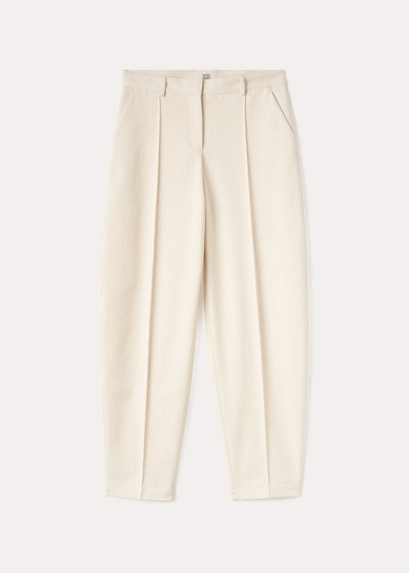 toteme-barrel-leg-cotton-trousers-ecru-7520637354148-reversible