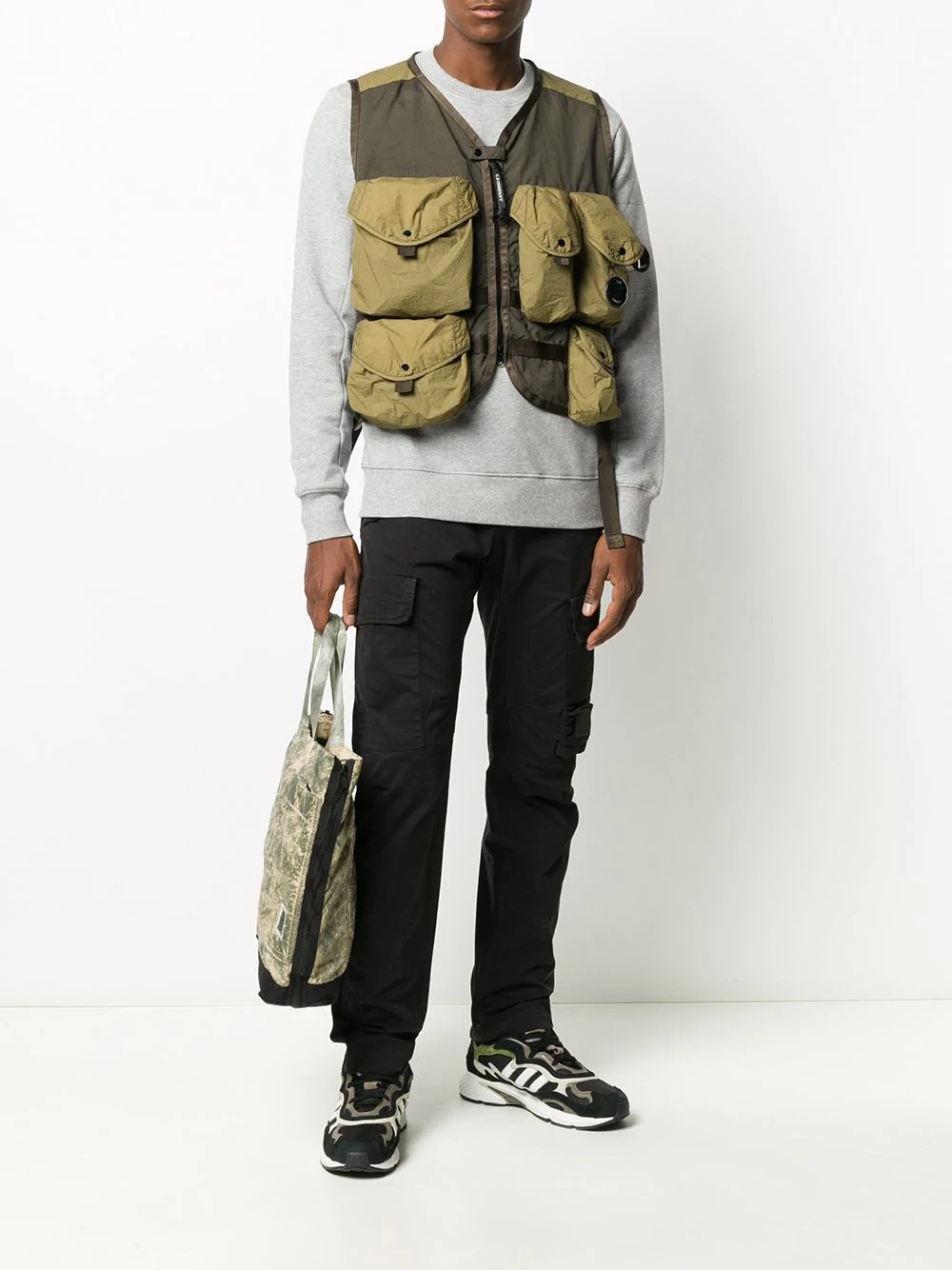 cargo-pocket vest - 2