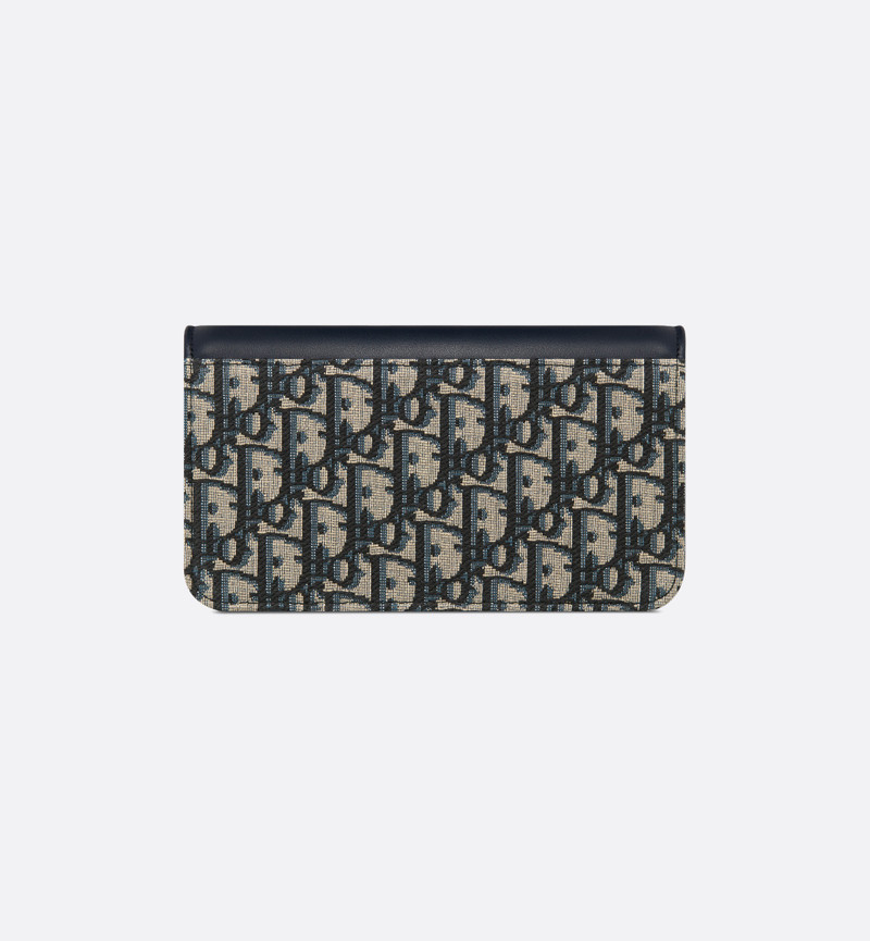 30 Montaigne Pouch with Chain 4