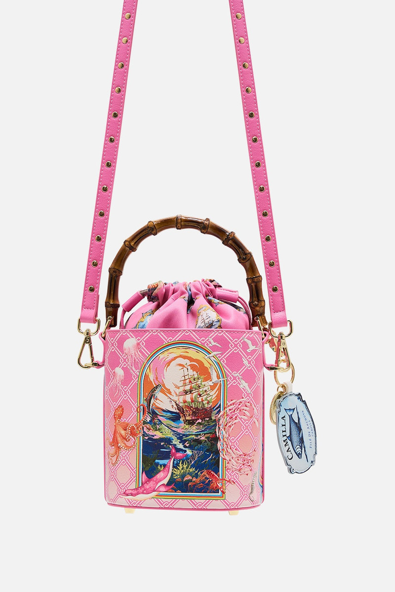 DRAWSTRING BUCKET BAG 6