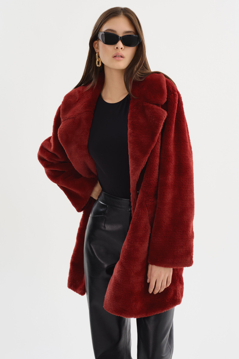 LINNEA | Faux Fur Coat 3