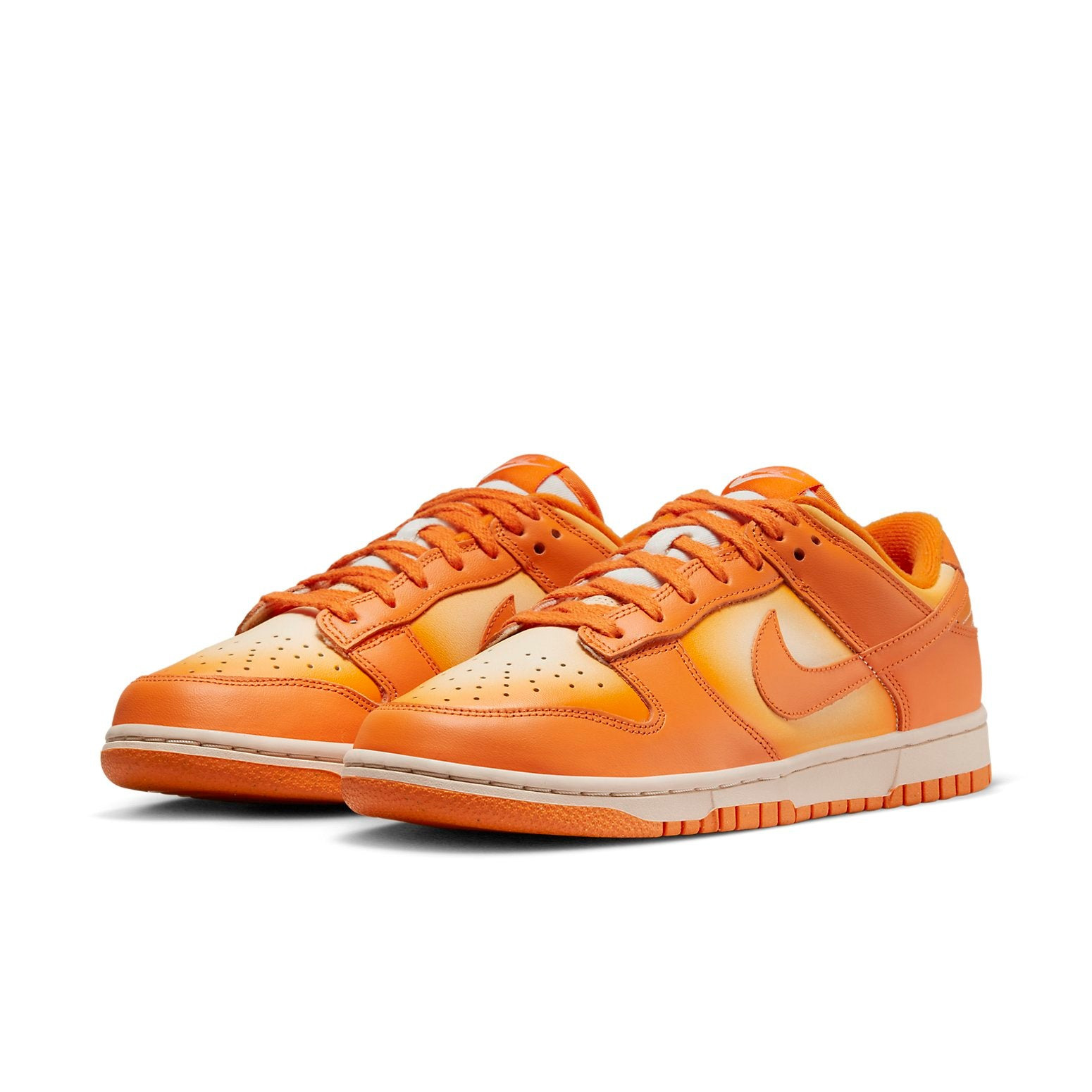 (WMNS) Nike Dunk Low 'Magma Orange' DX2953-800 - 3