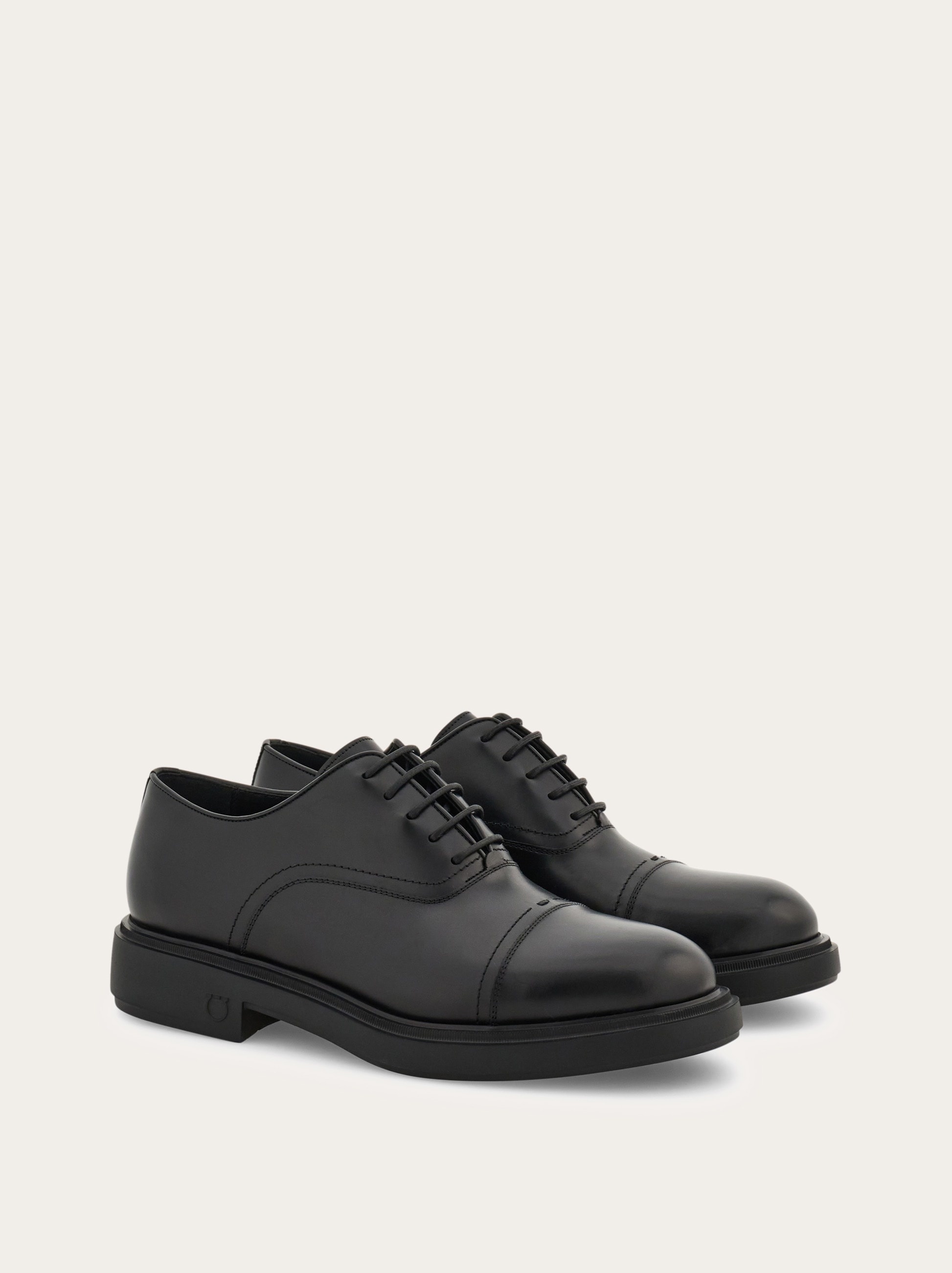 Oxford with toe cap - 4