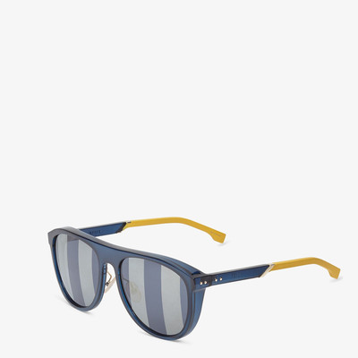 FENDI Blue sunglasses outlook