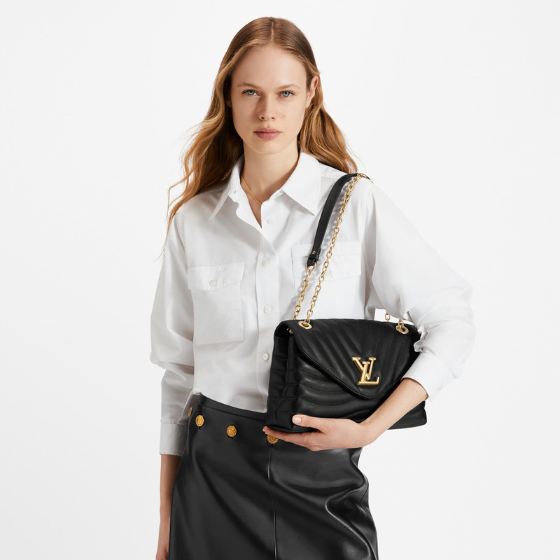 Louis Vuitton New Wave Chain Bag GM outlook