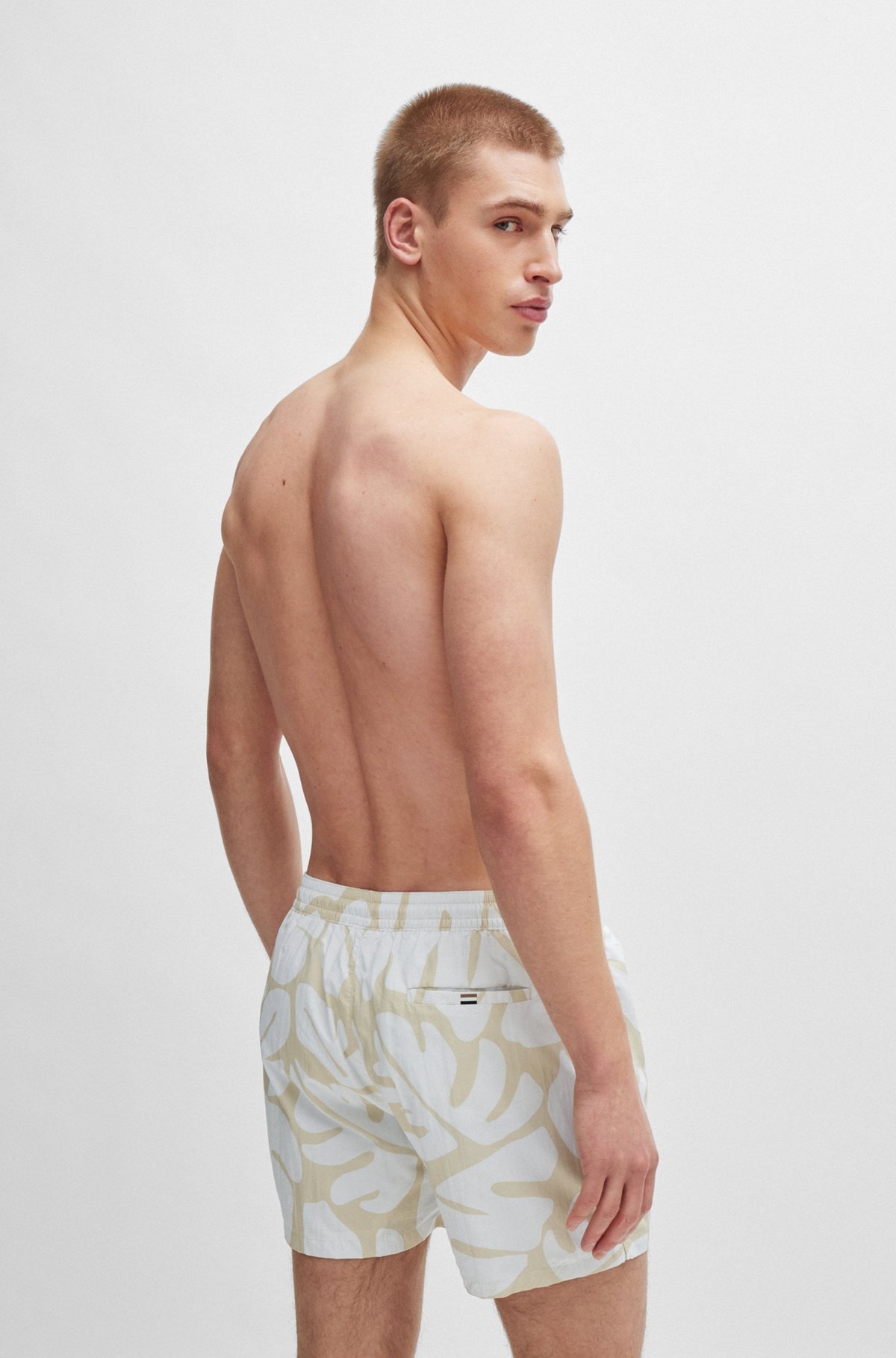 QUICK-DRY SWIM SHORTS WITH SEASONAL PATTERN - 4