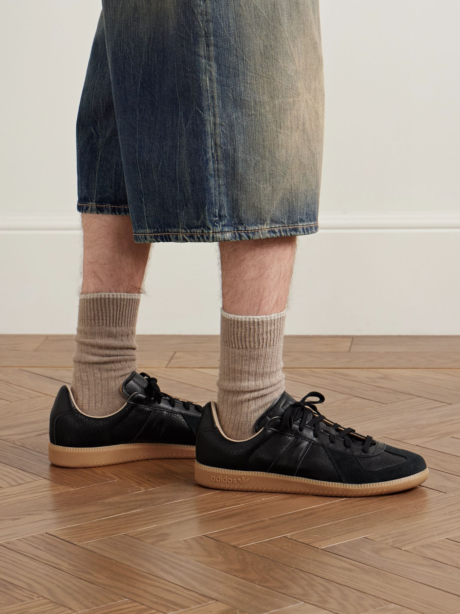 BW Army Lux Suede-Trimmed Cracked-Leather Sneakers Black - 2