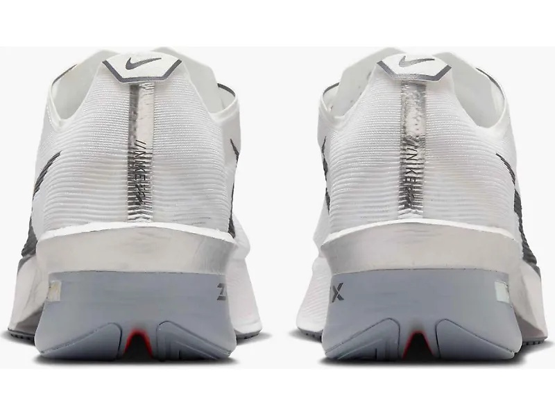 Nike Vaporfly 4 - 5
