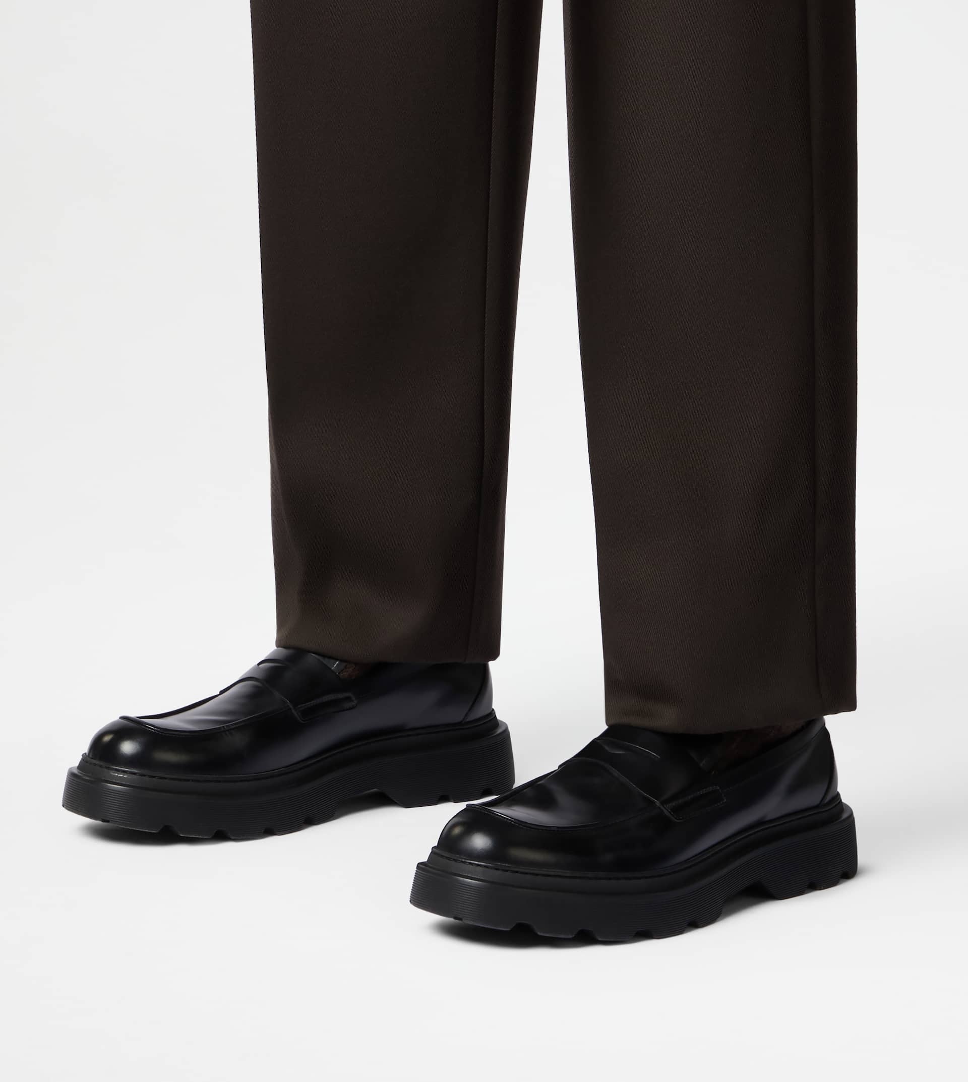 LOAFERS IN LEATHER - BLACK - 7