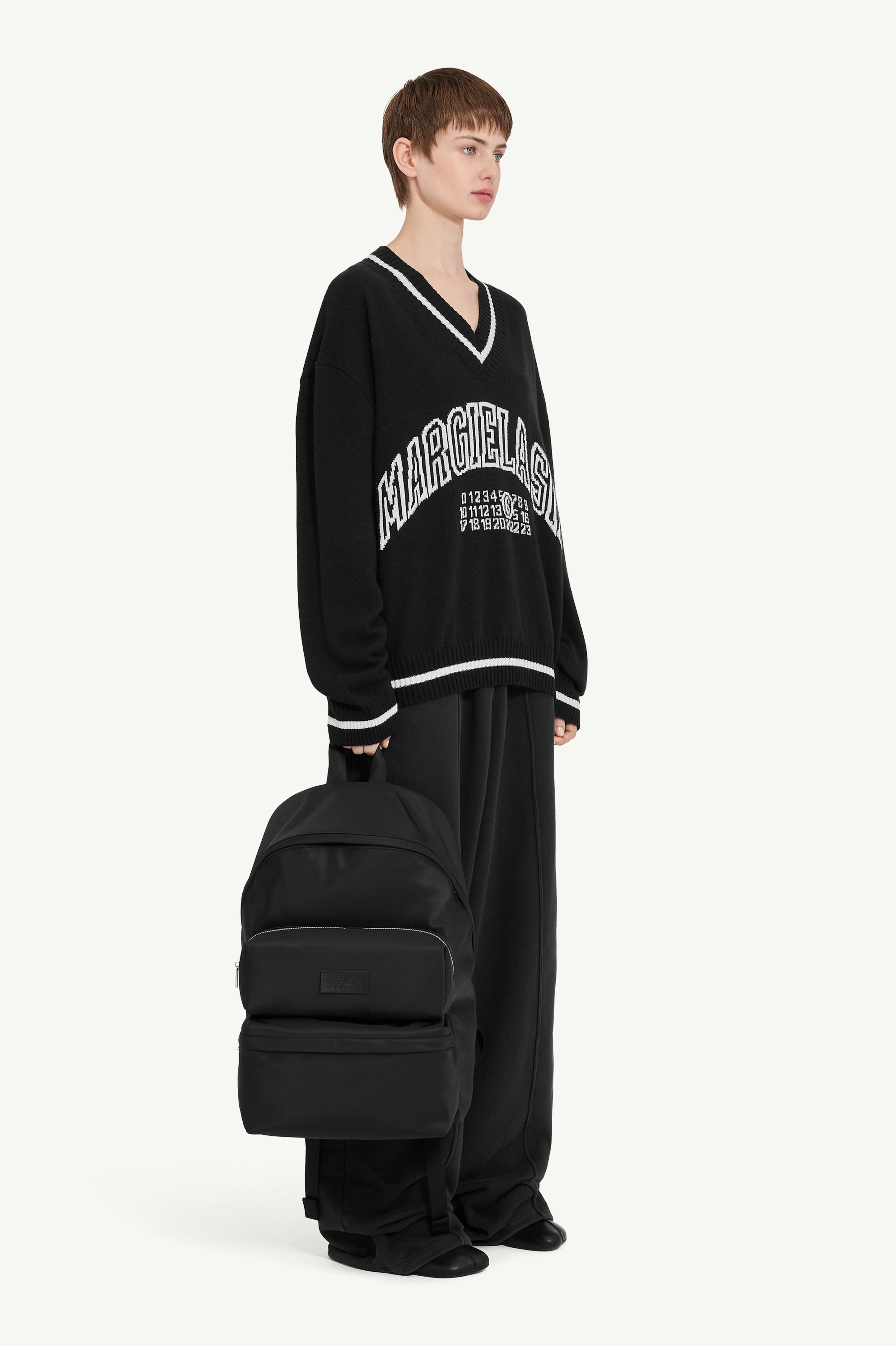 V-neck varsity jumper - 3