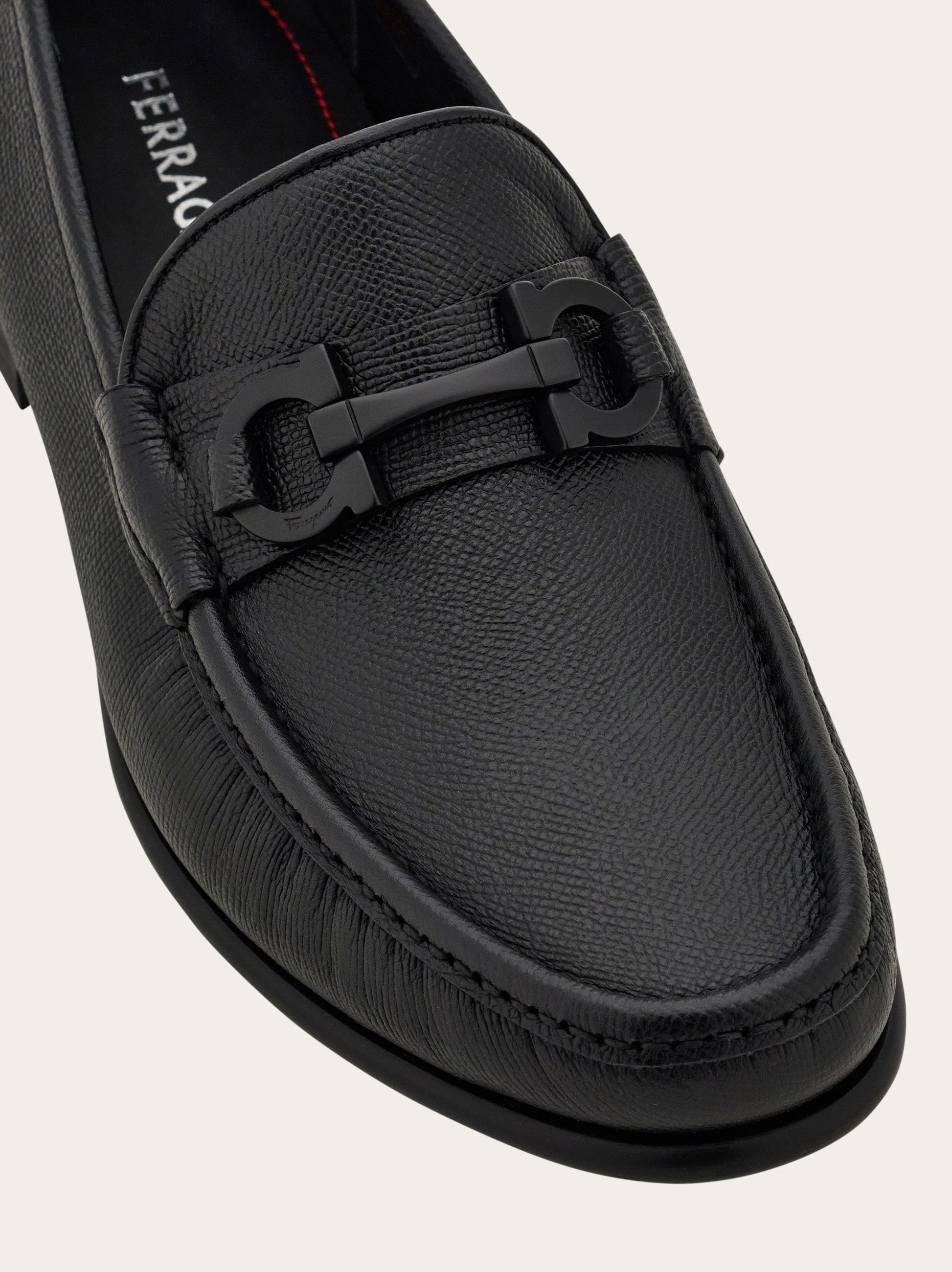 Moccasin with Gancini ornament - 7