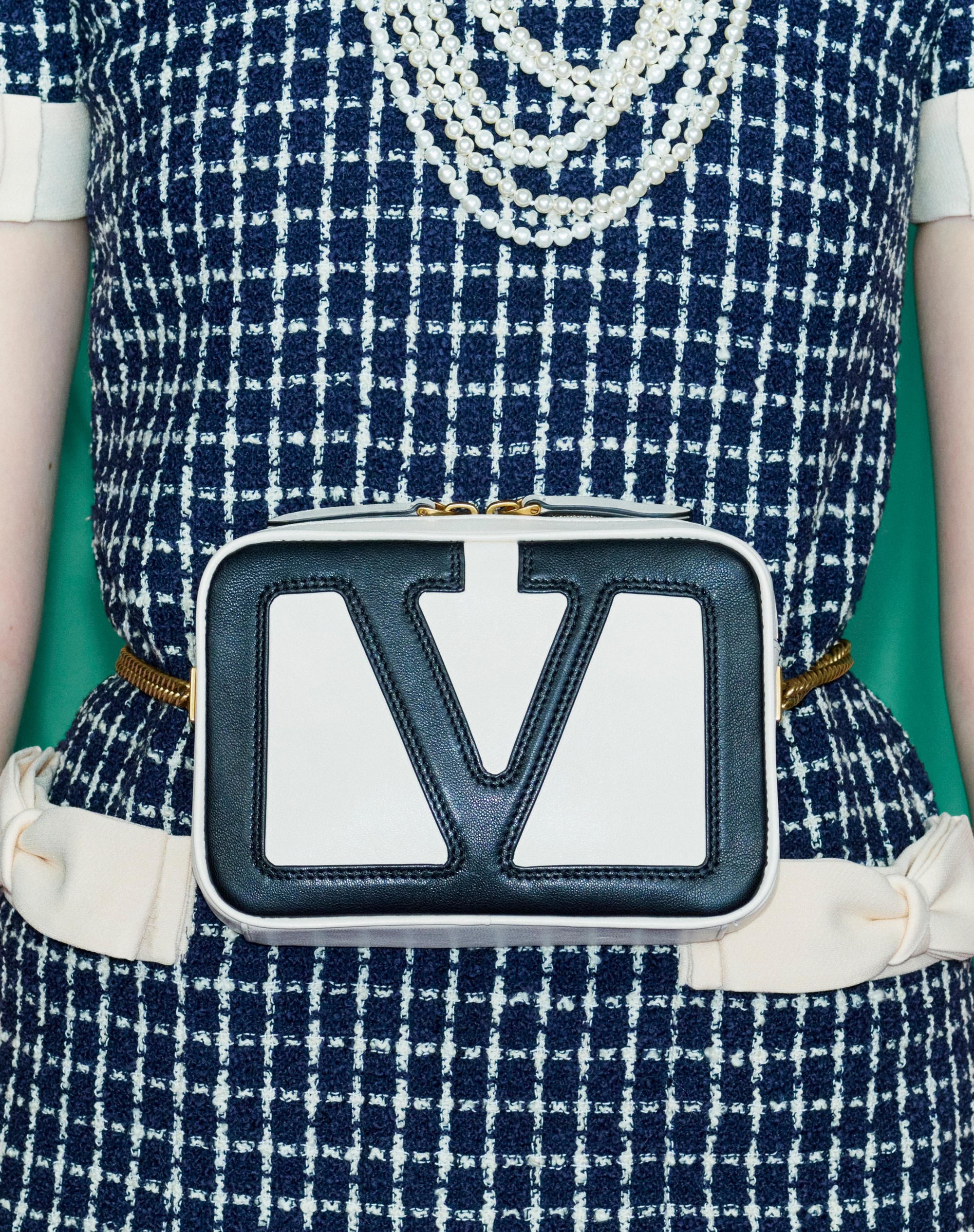 VALENTINO GARAVANI VIVA SUPERSTAR NAPPA LEATHER BELT BAG - 9