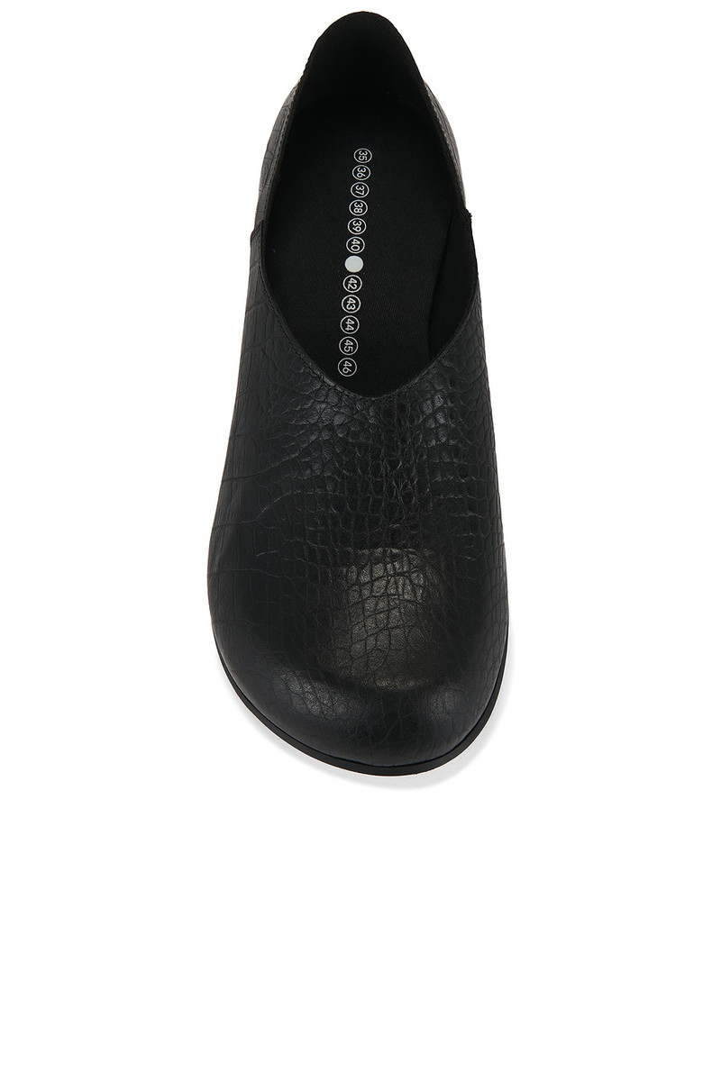 067 Crocodile Clog 4