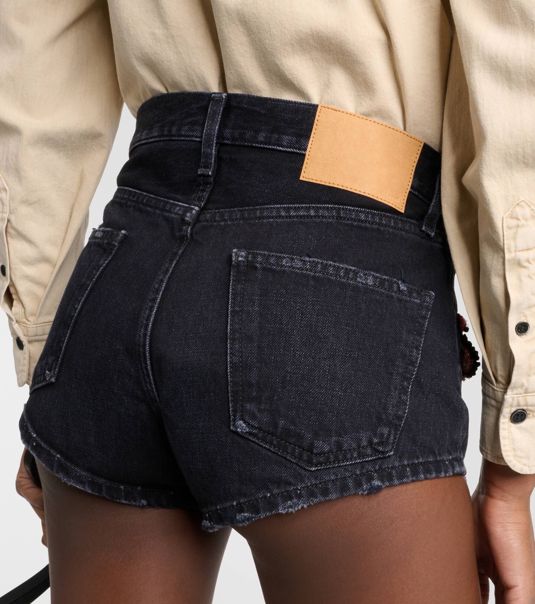 Embroidered denim shorts - 5