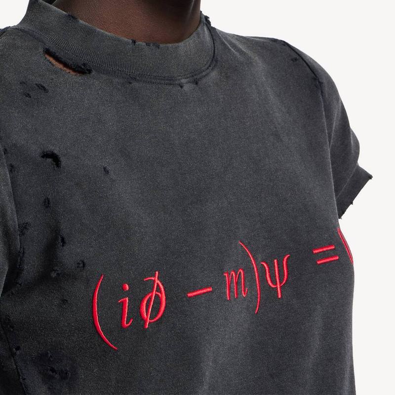 Women's Dirac Equation Fitted T-shirt in Washed Black/red 6