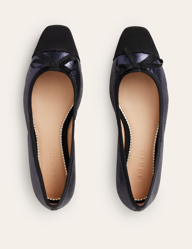 Toe Cap Ballet Flat-Navy Crackle Leather 5