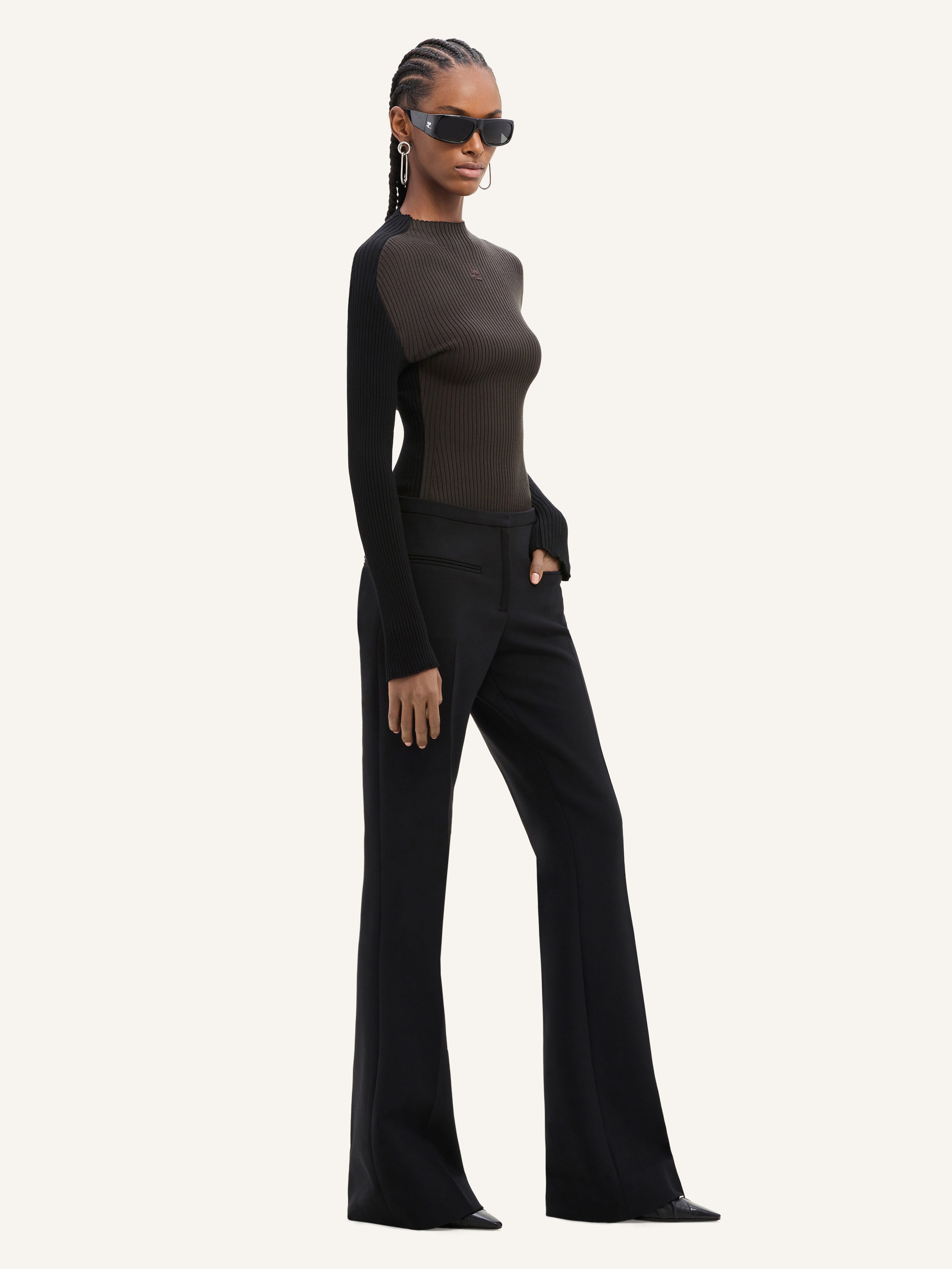 CONTRAST FRAME RIB KNIT SWEATER - 3