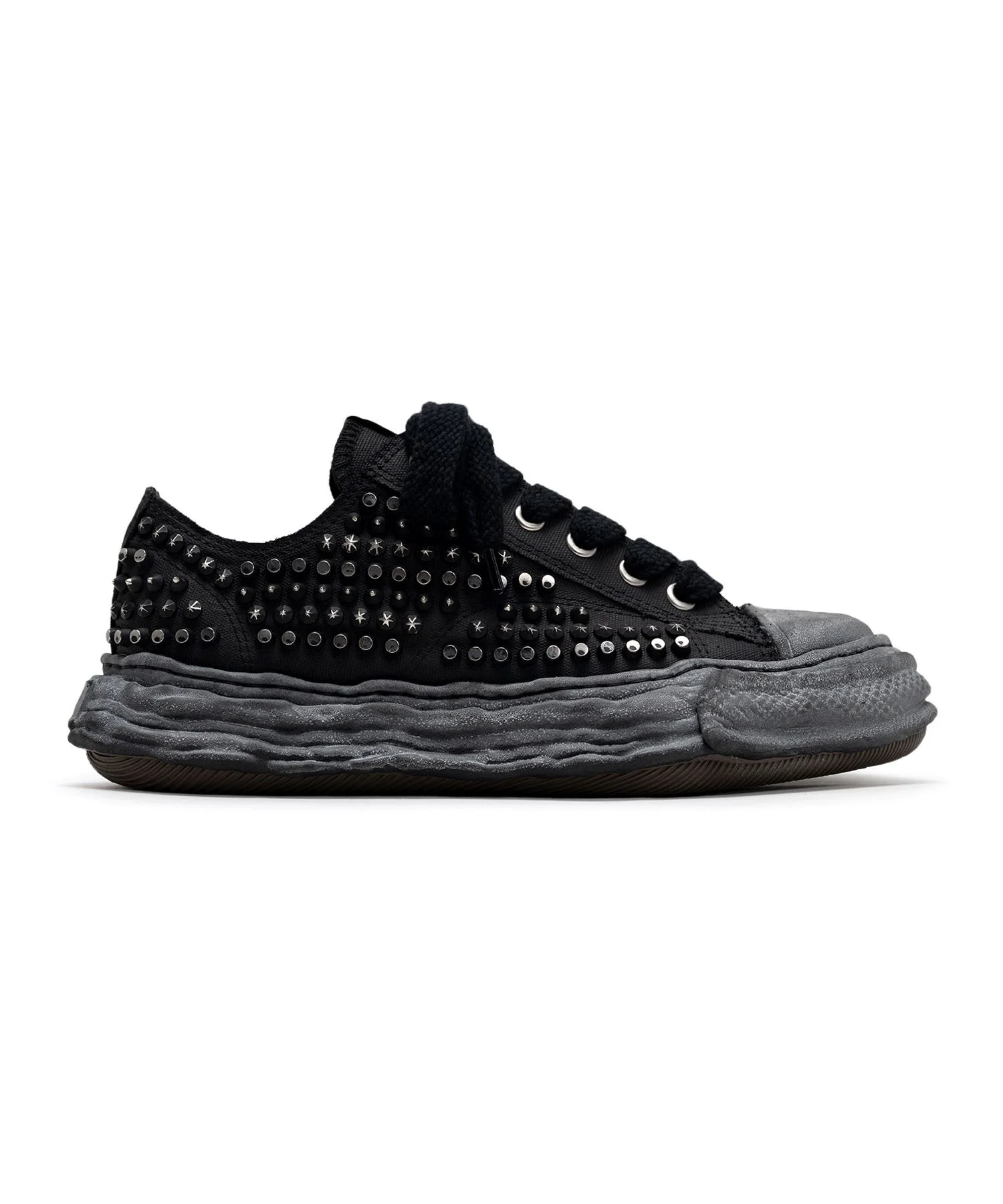 "PETERSON23"OG Sole Studded Canvas Low-top Sneaker - 1