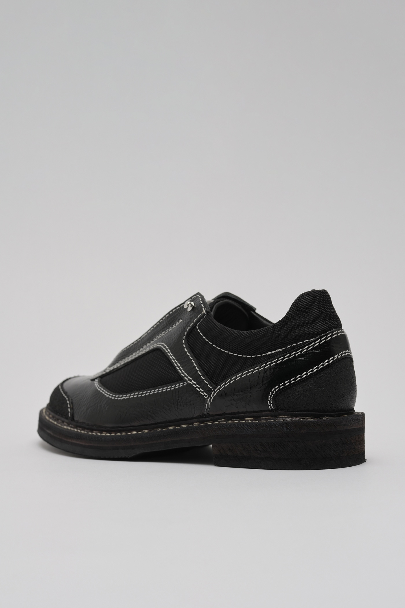 Cyber Derby Black Cracked Patent Leather - 3