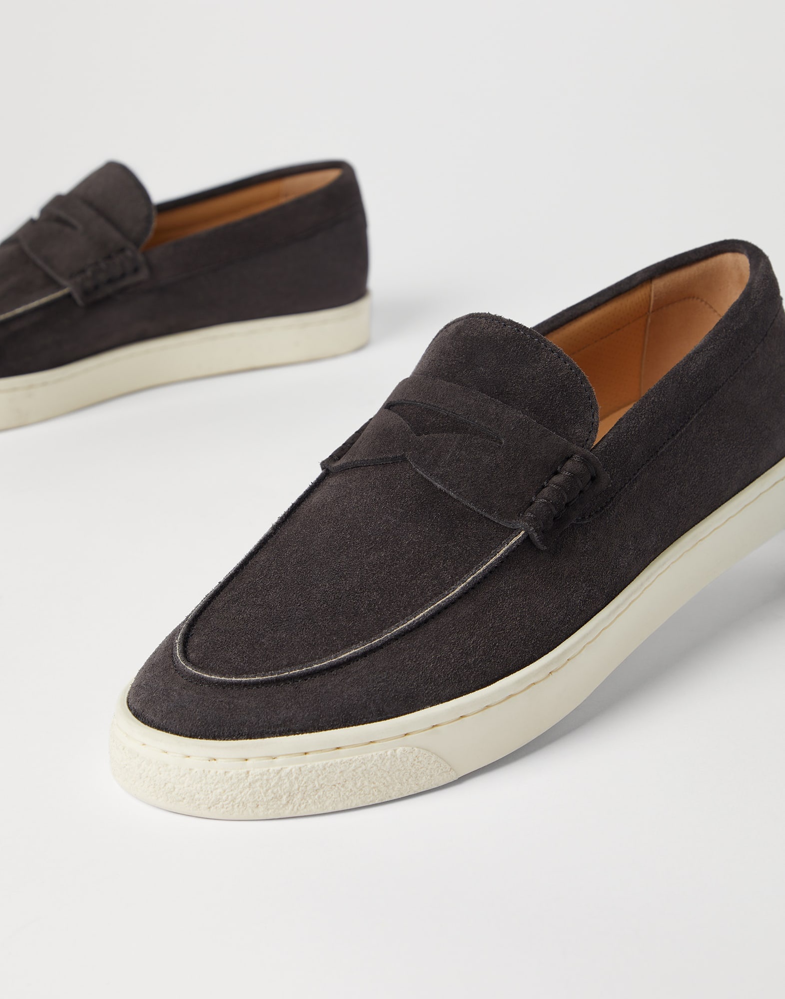 Washed suede loafer sneakers with natural rubber sole - 3