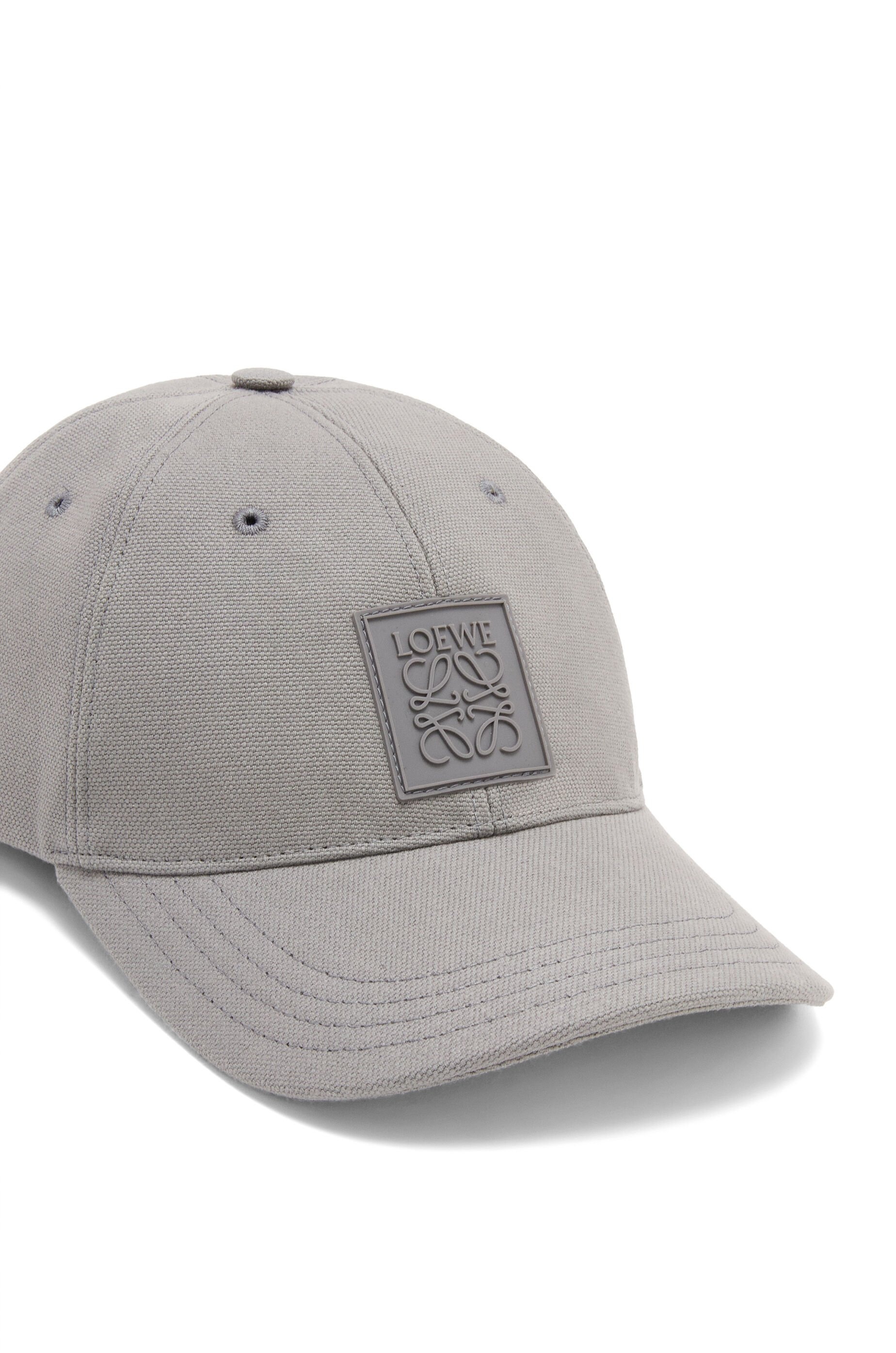 Patch cap in canvas - 4