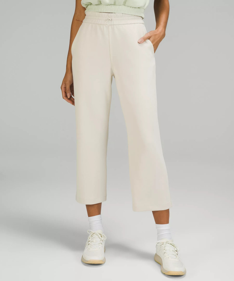 Softstreme High-Rise Straight-Leg Cropped Pant 1