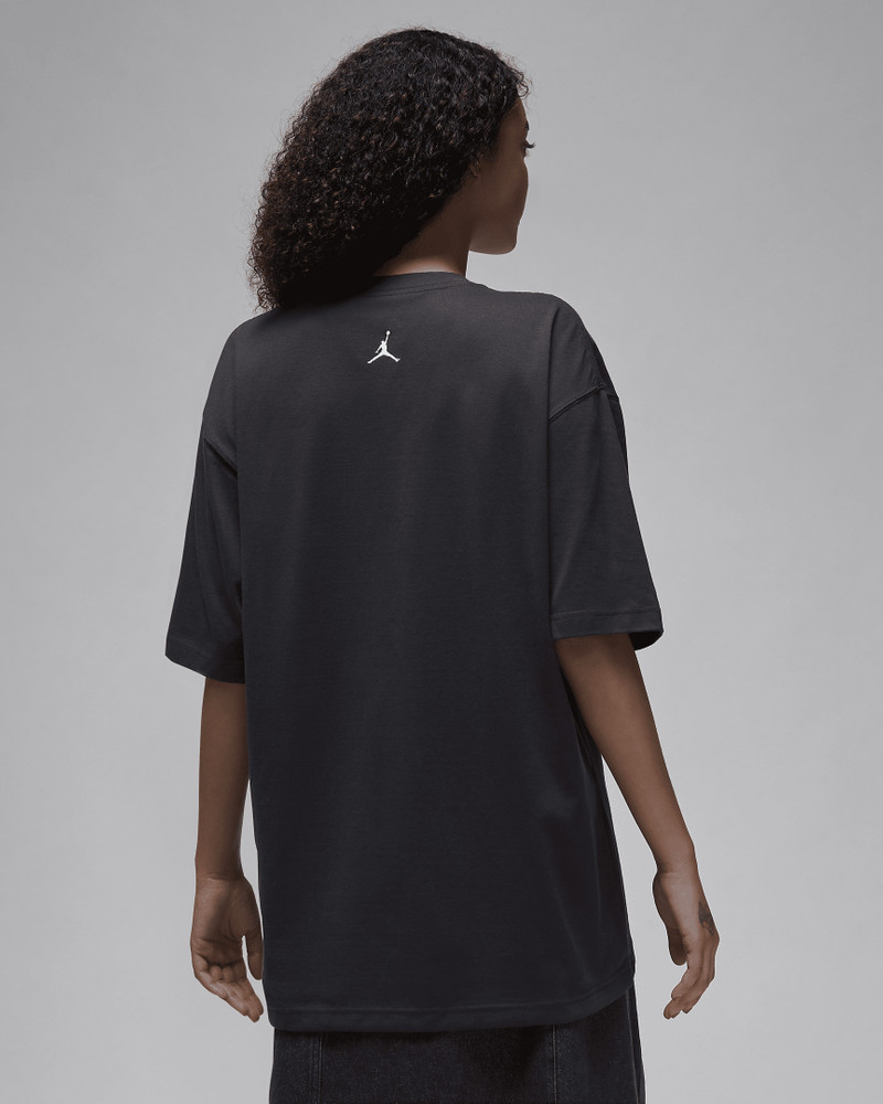 Jordan Jordan Women's Oversized Graphic T-Shirt outlook