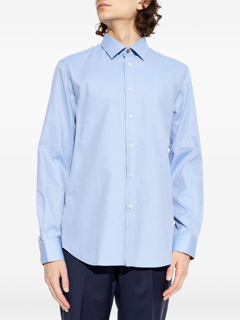 long-sleeved buttoned shirt 3