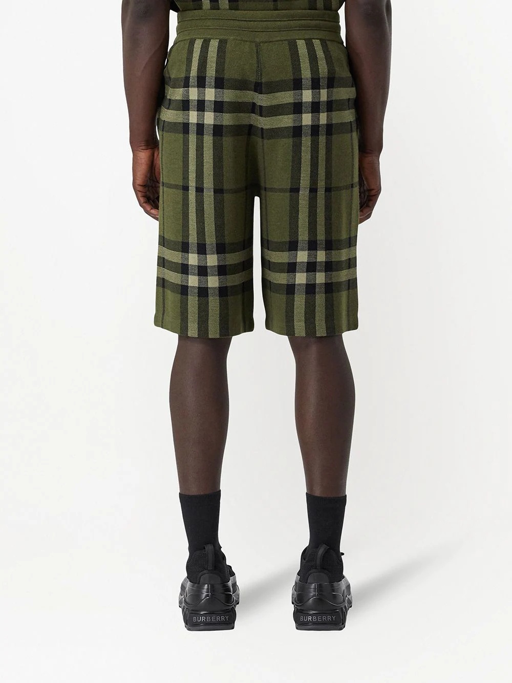 check-pattern knee-length shorts - 4