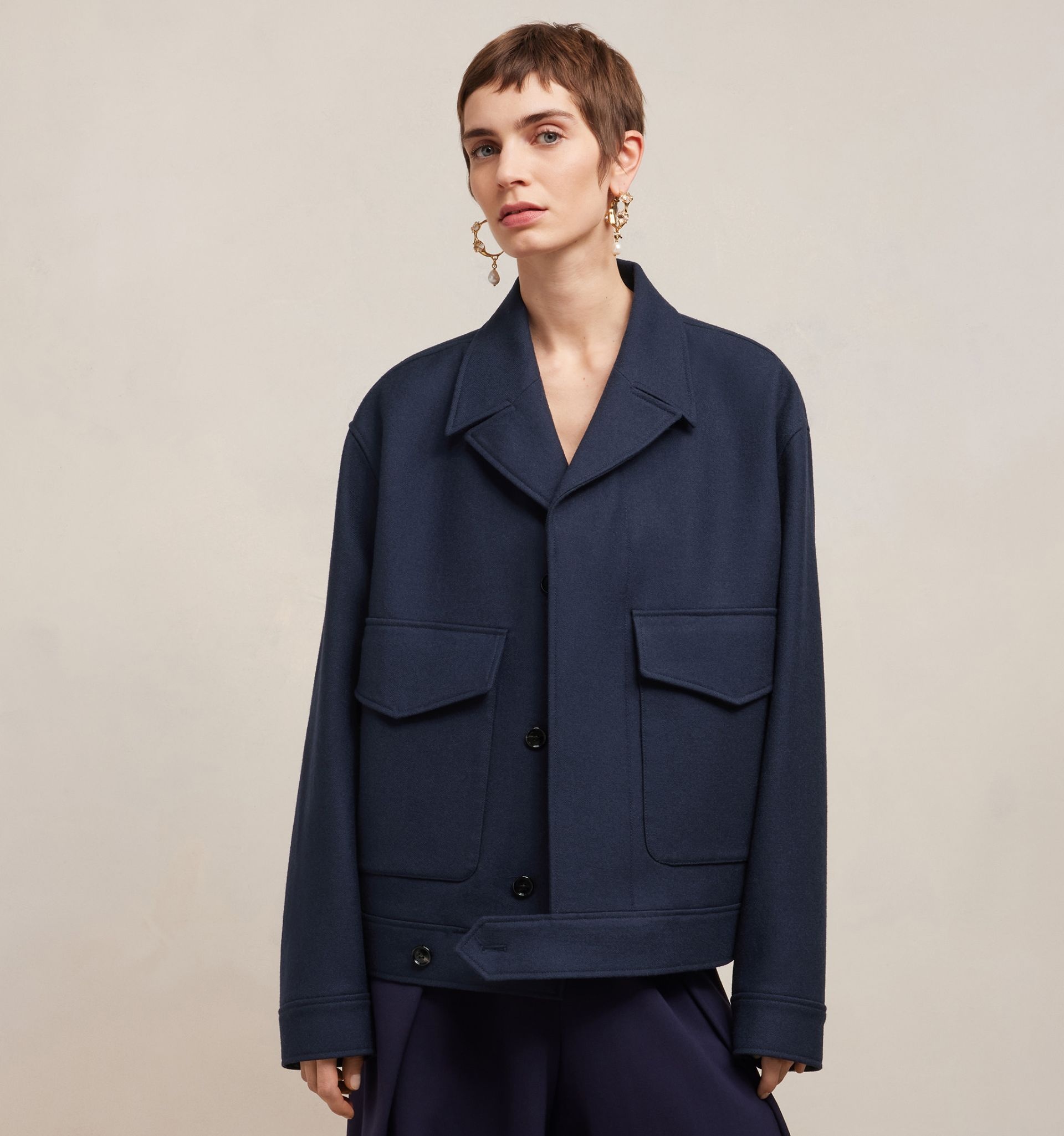 Oversize Buttoned Jacket - 6