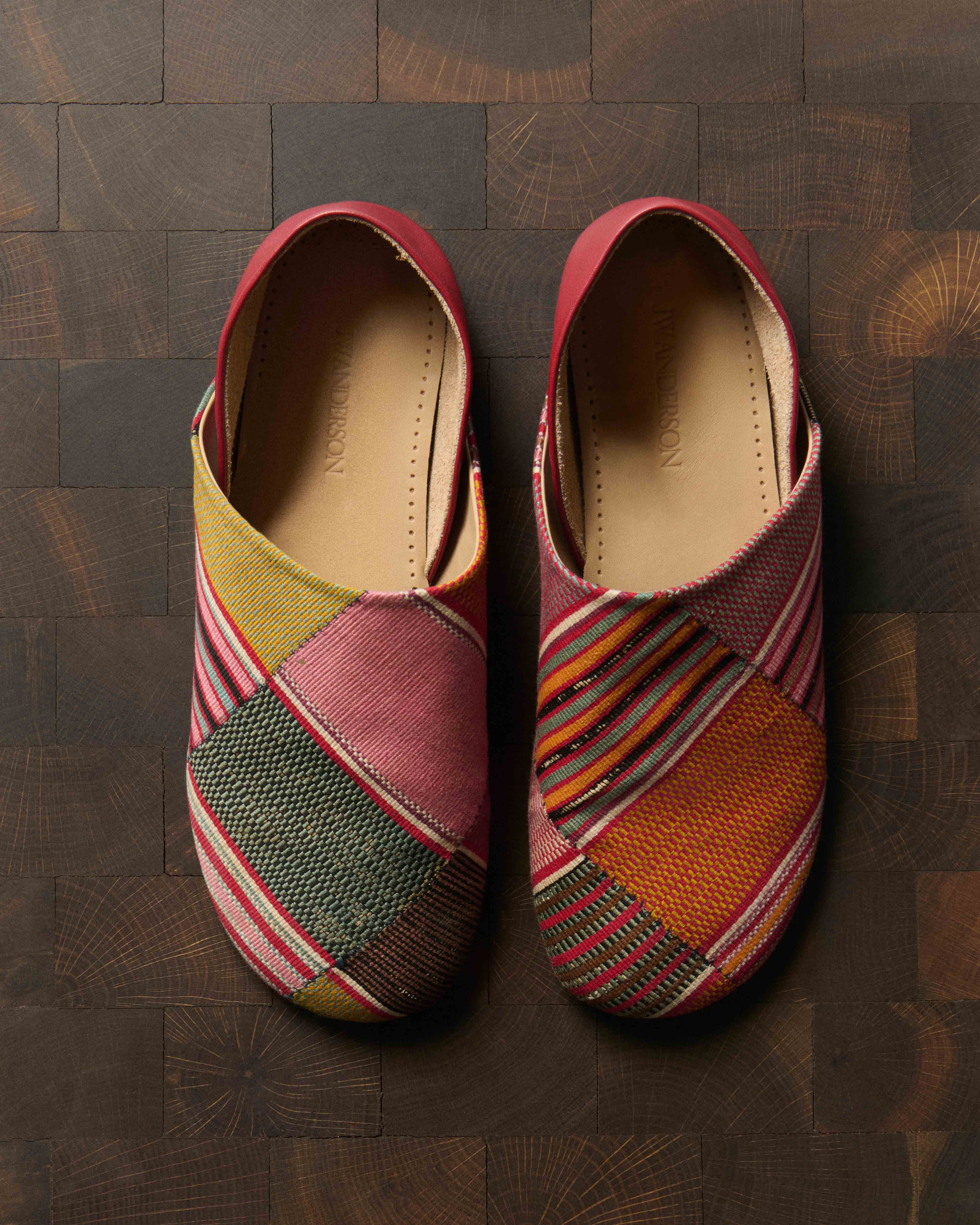 WOMENS SLIPPER MULES IN RED & MULTI - 3