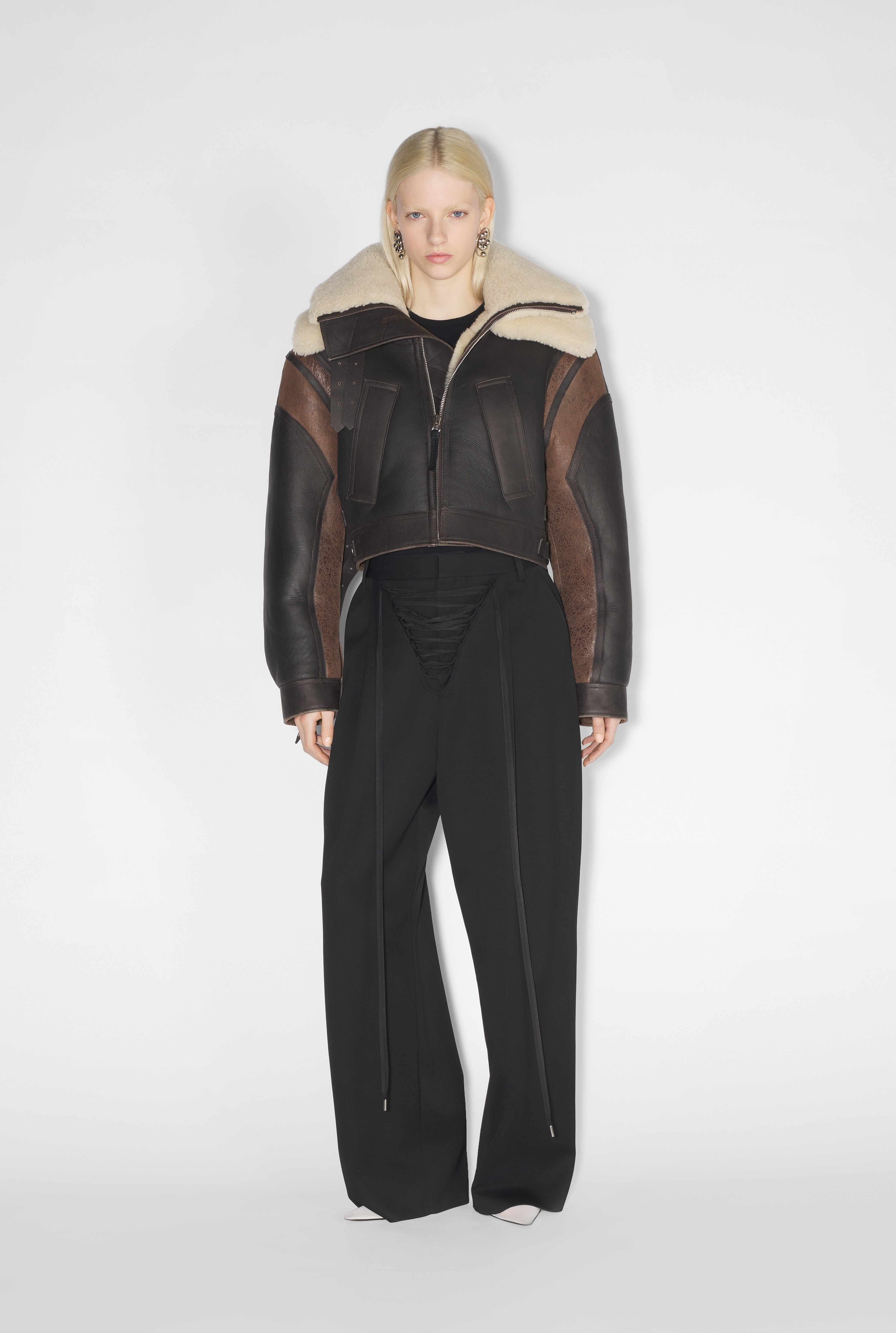 THE LEATHER AND SHEARLING JACKET - 2