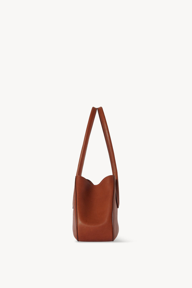 Alger Shoulder Bag in Leather 3