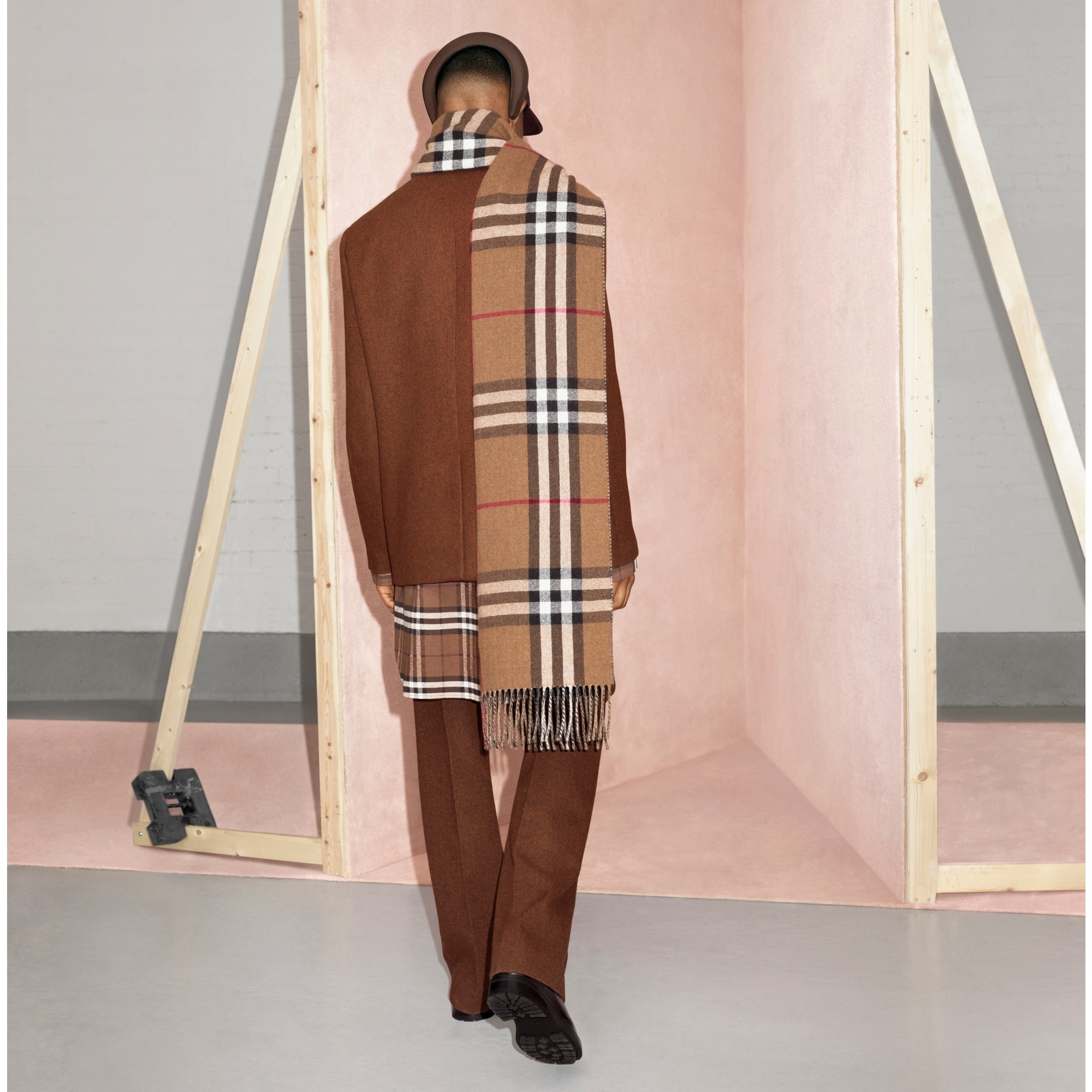 Reversible Check and EKD Cashmere Jacquard Scarf - 10