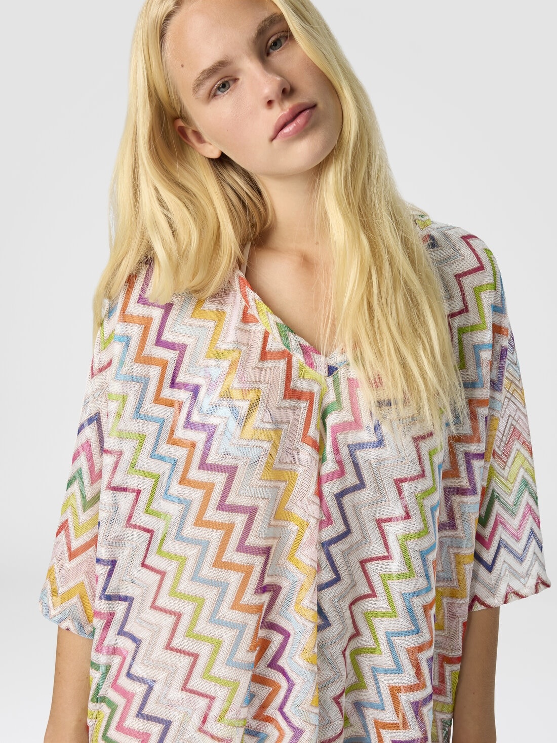 V-neck caftan with zig zag pattern - 4