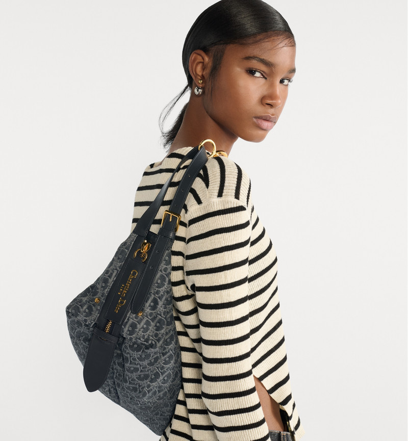 Dior Medium D-Journey Bag outlook