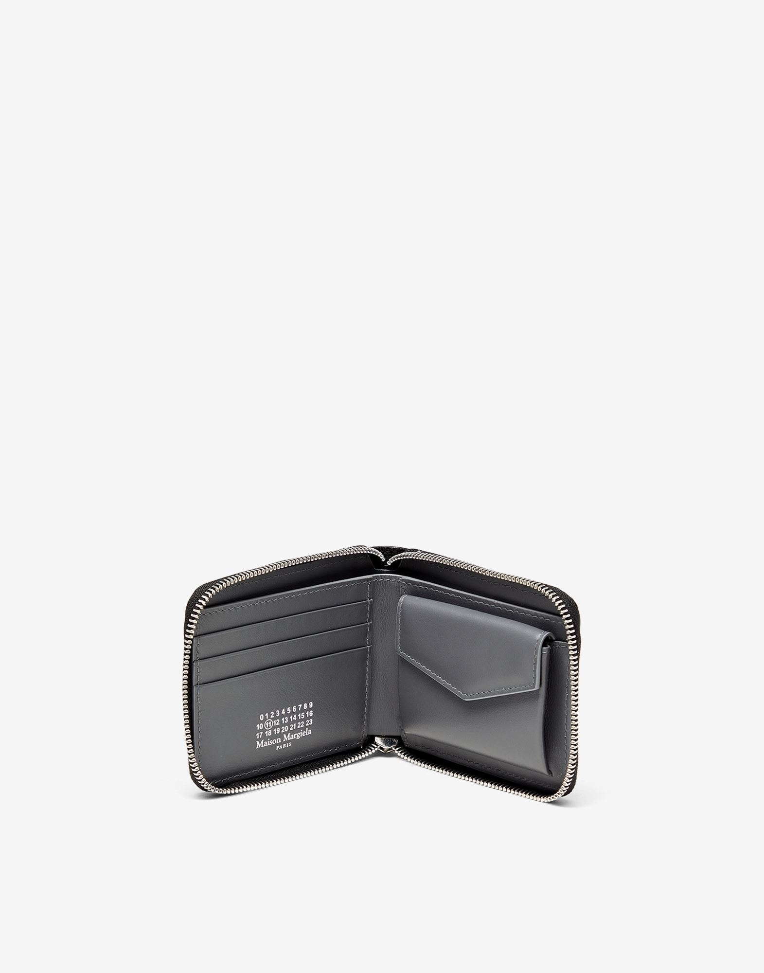 Zip-around wallet - 3