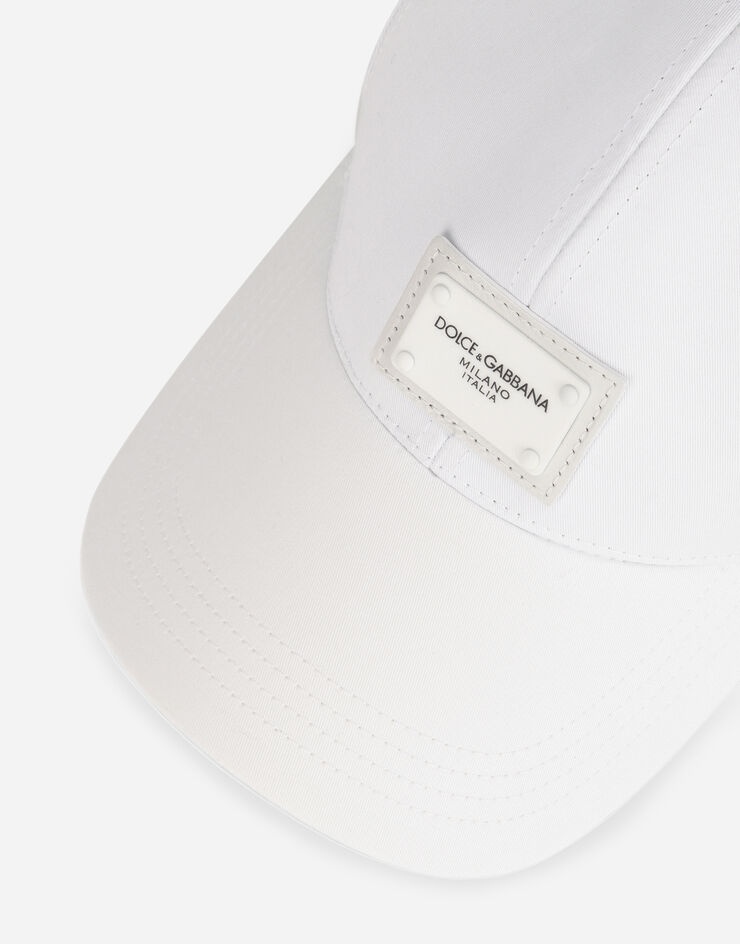 Baseball cap with branded plate - 2
