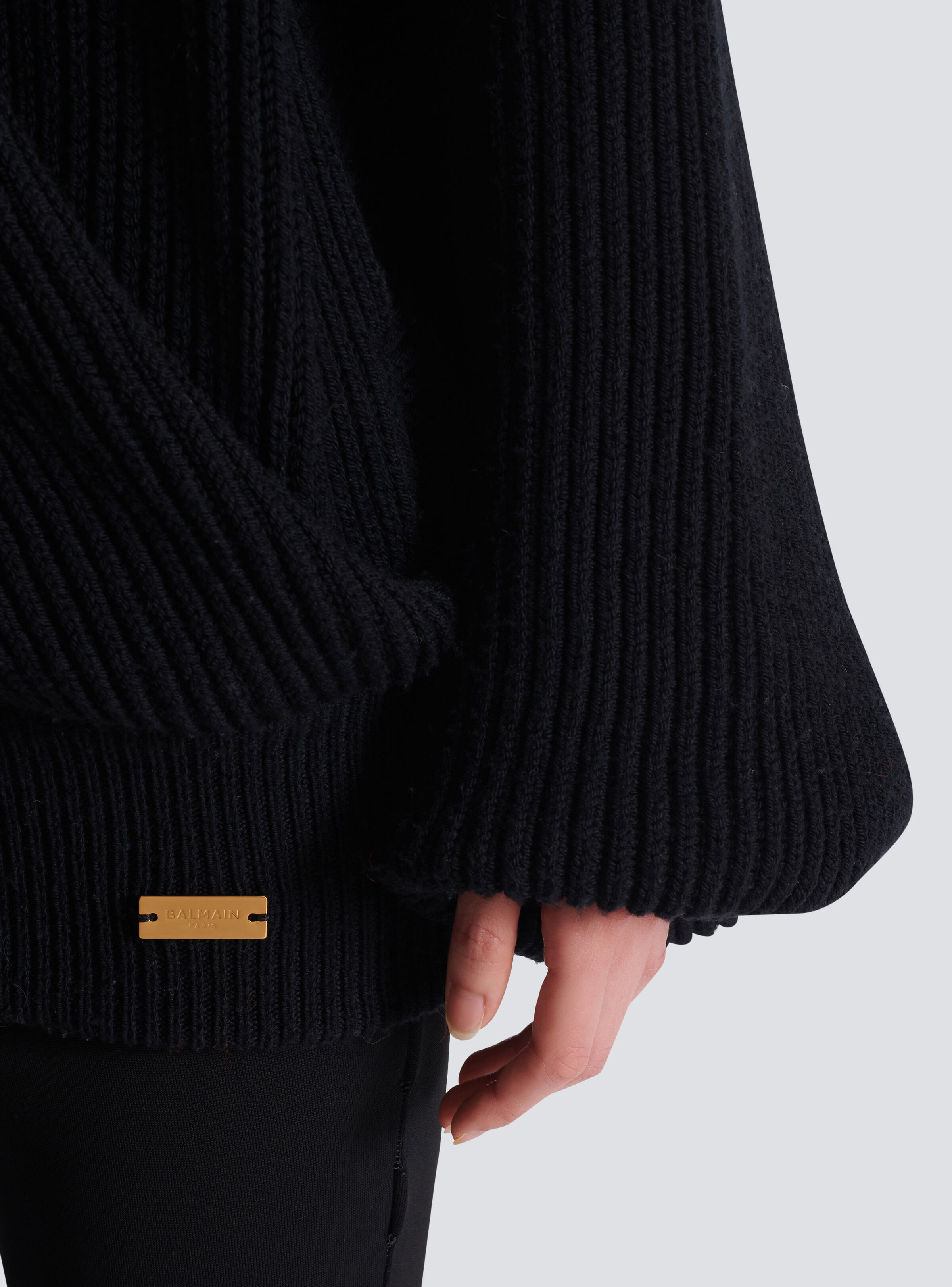 Oversized knit hoodie - 8