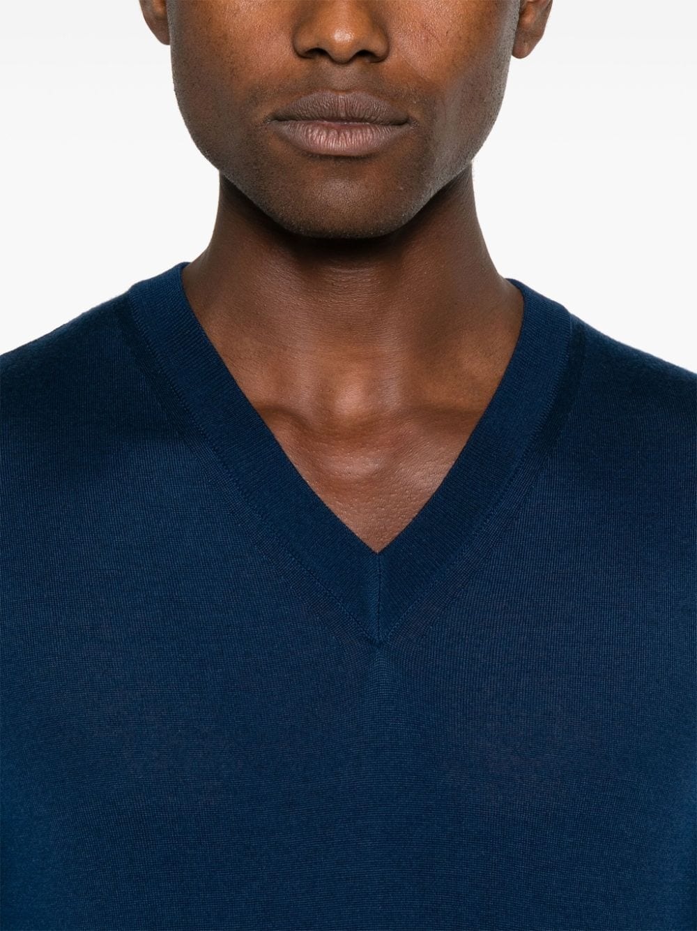 V-neck virgin-wool jumper - 5