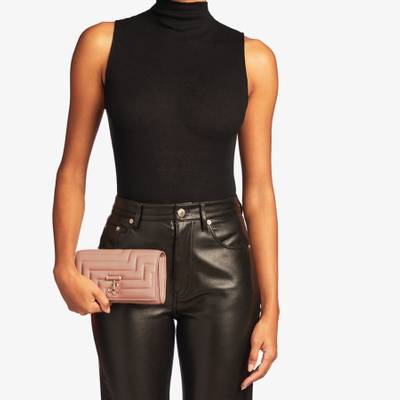 JIMMY CHOO Varenne Avenue Wallet W/Chain
Ballet Pink Quilted Nappa Leather Wallet with Chain outlook
