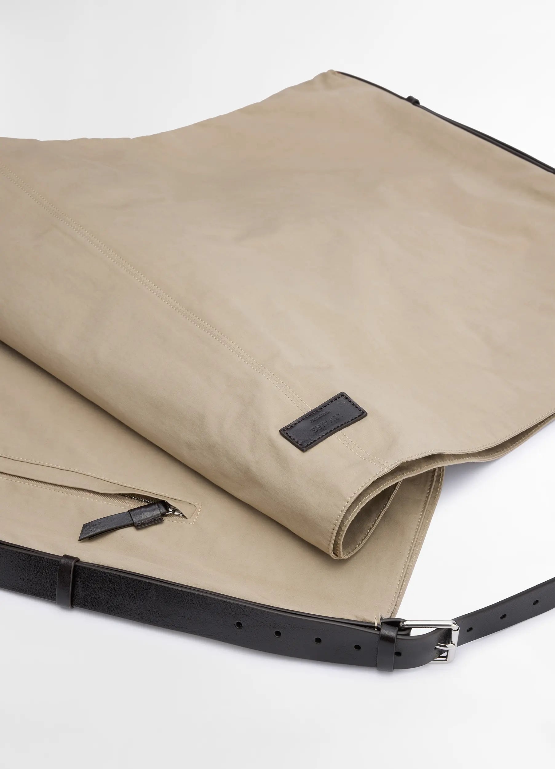 FLAG HOBO BAG - 5