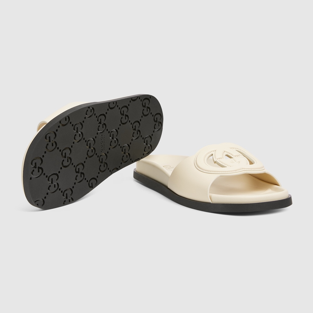 Women's Interlocking G slide sandal - 6