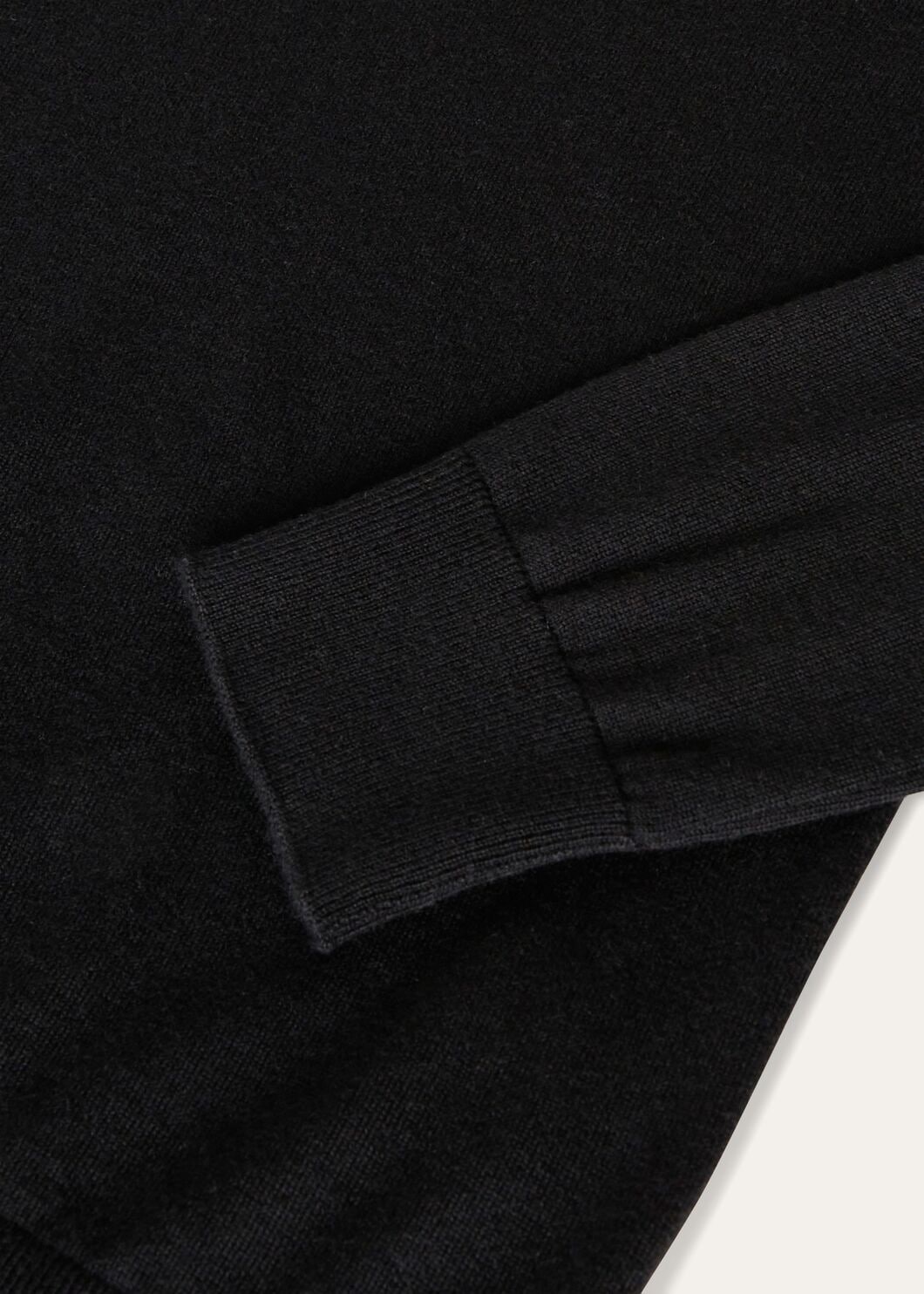 New Piuma V-Neck - 7