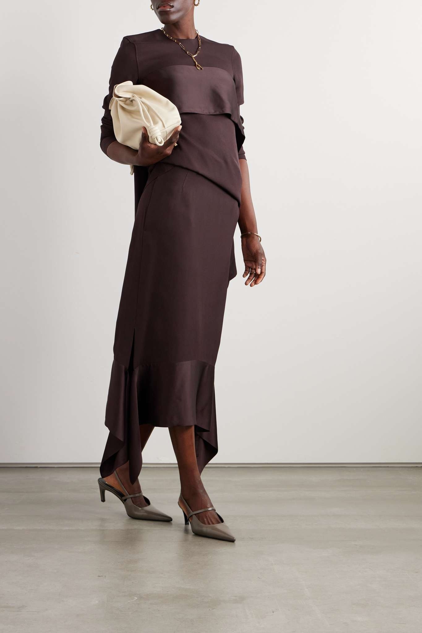 Asymmetric fluted satin-trimmed wool-crepe skirt - 2