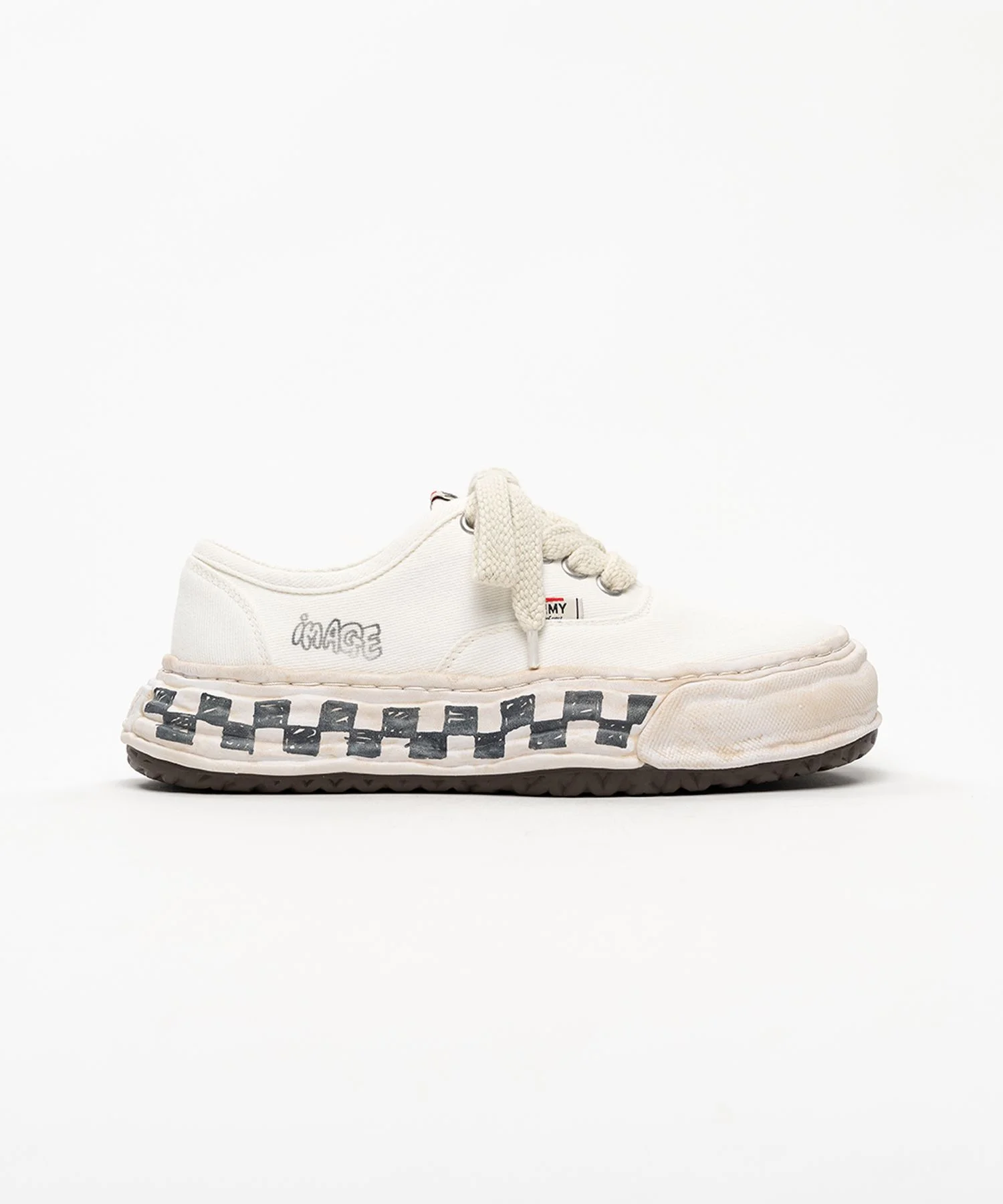 "BAKER 26" OG Graffiti Check Sole Canvas Low-top Sneakers - 1