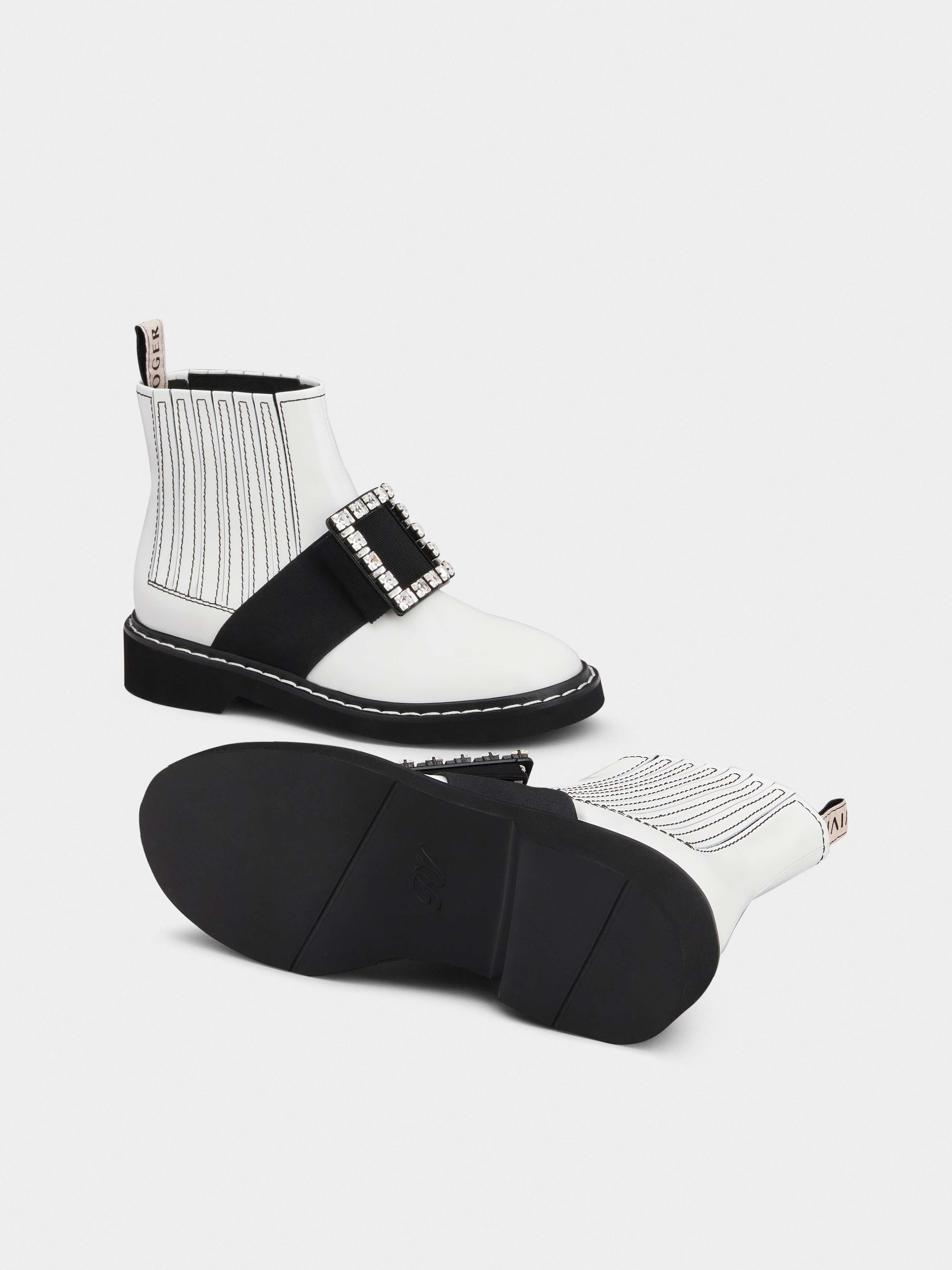 Viv' Rangers Stitch Strass Buckle Booties in Leather - 6