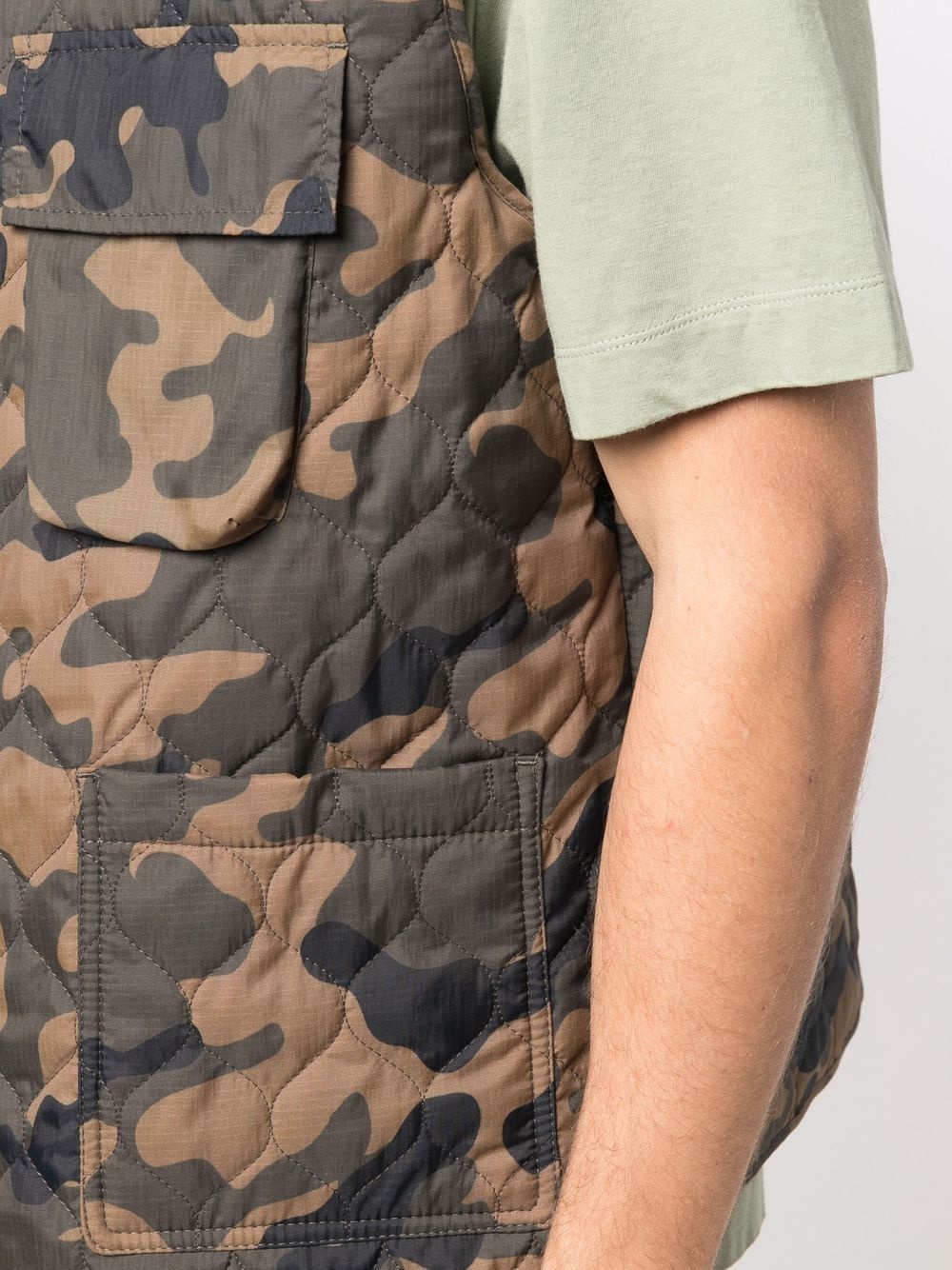 General camouflage-print gilet - 5